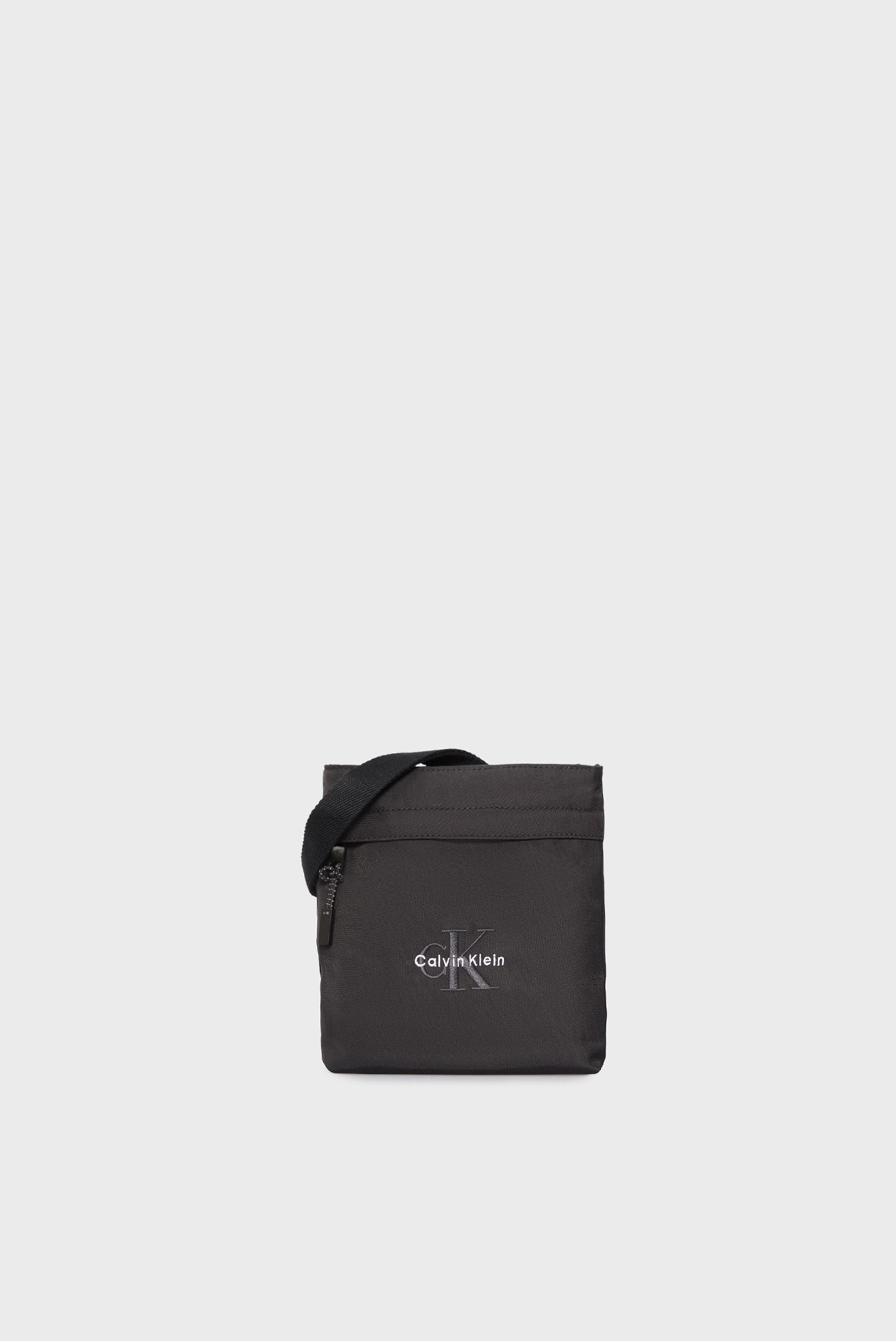 Мужская черная сумка BOLD Черный ONESIZE Calvin Klein LV04D3178G Мужская черная сумка BOLD Черный ONESIZE Calvin Klein LV04D3178G