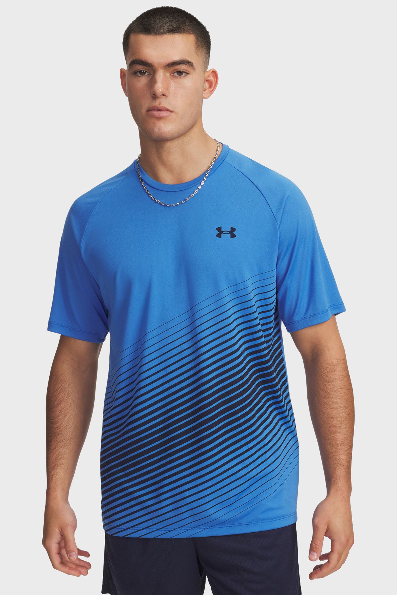 Мужская голубая футболка UA Tech Fade SS Голубой M Under Armour 6005916-402 Мужская голубая футболка UA Tech Fade SS Голубой M Under Armour 6005916-402