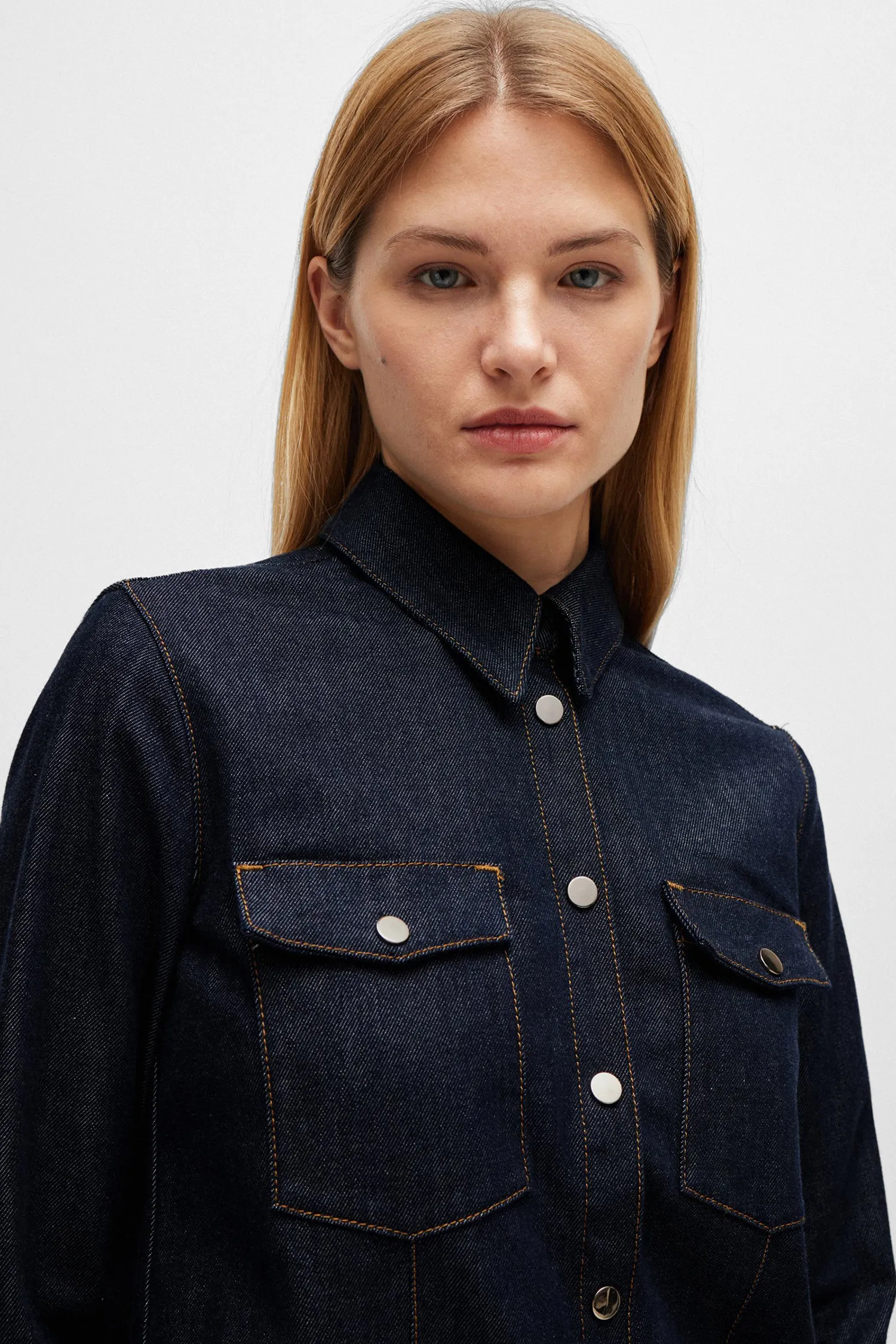 Жіноча темно-синя джинсова сорочка 5