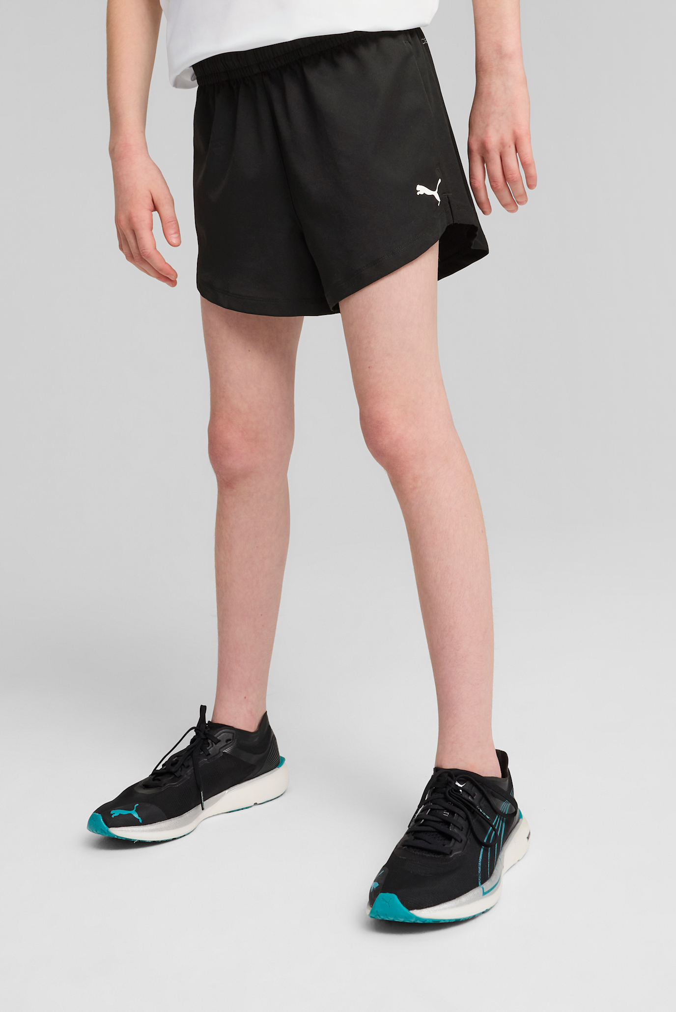 Детские черные шорты Train All Day ESS Woven Shorts Youth 1