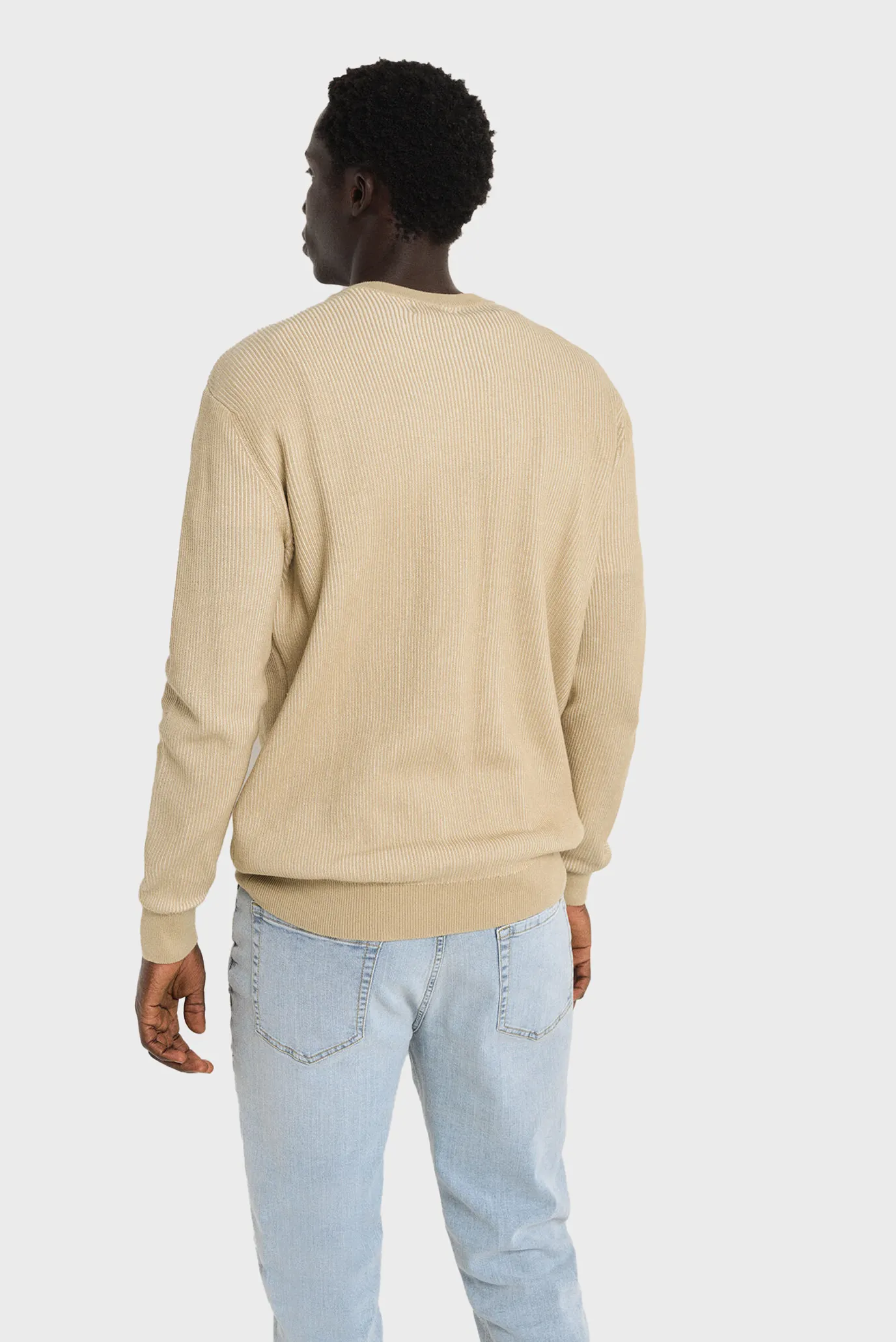 Мужской бежевый джемпер 3