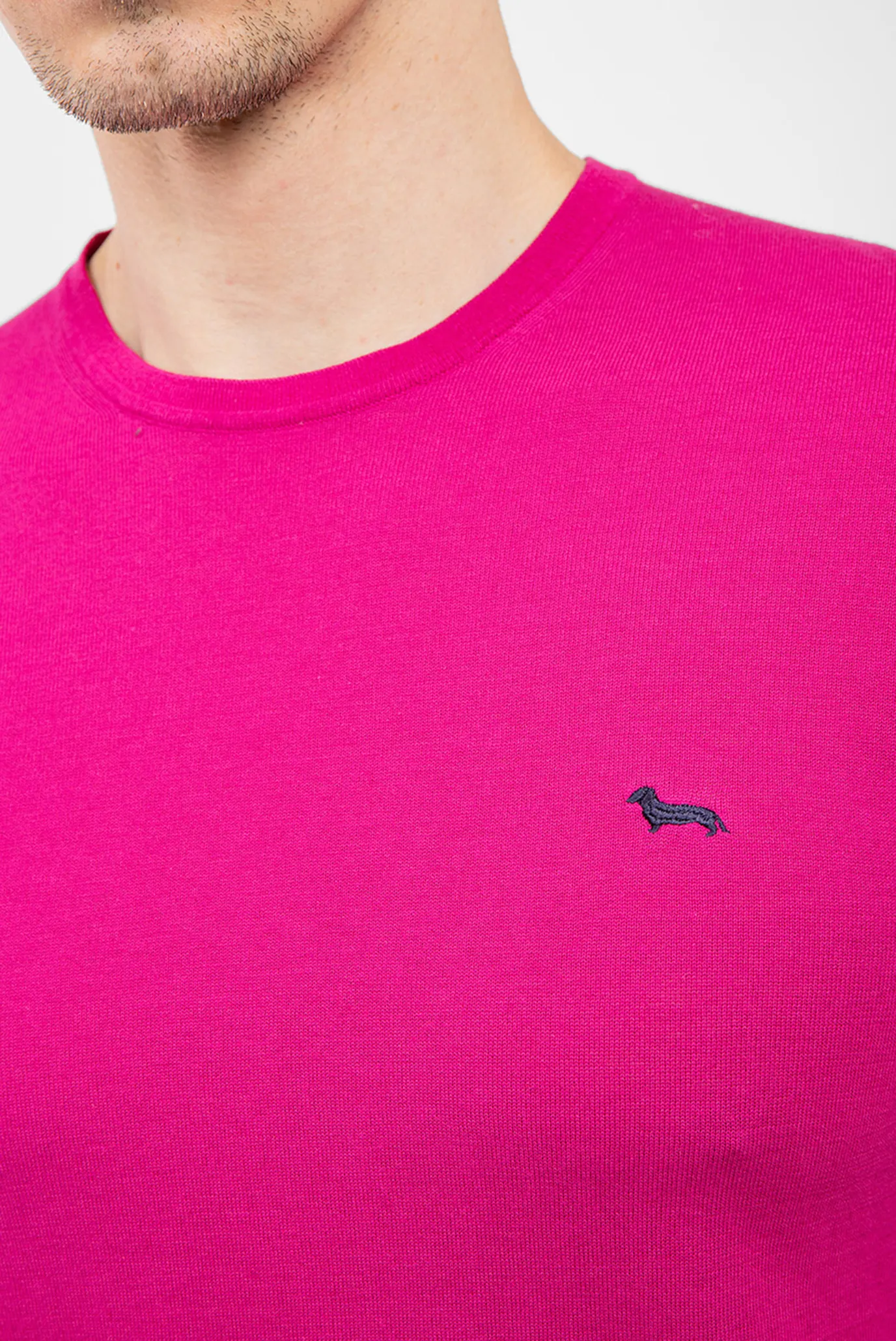 Мужская розовая футболка 4