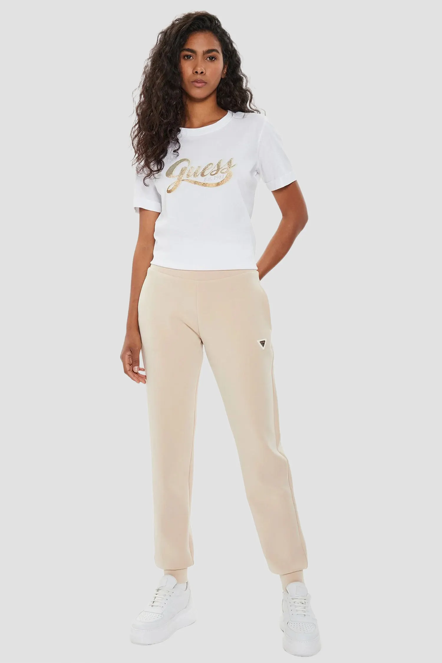 Жіночі бежеві спортивні штани 2