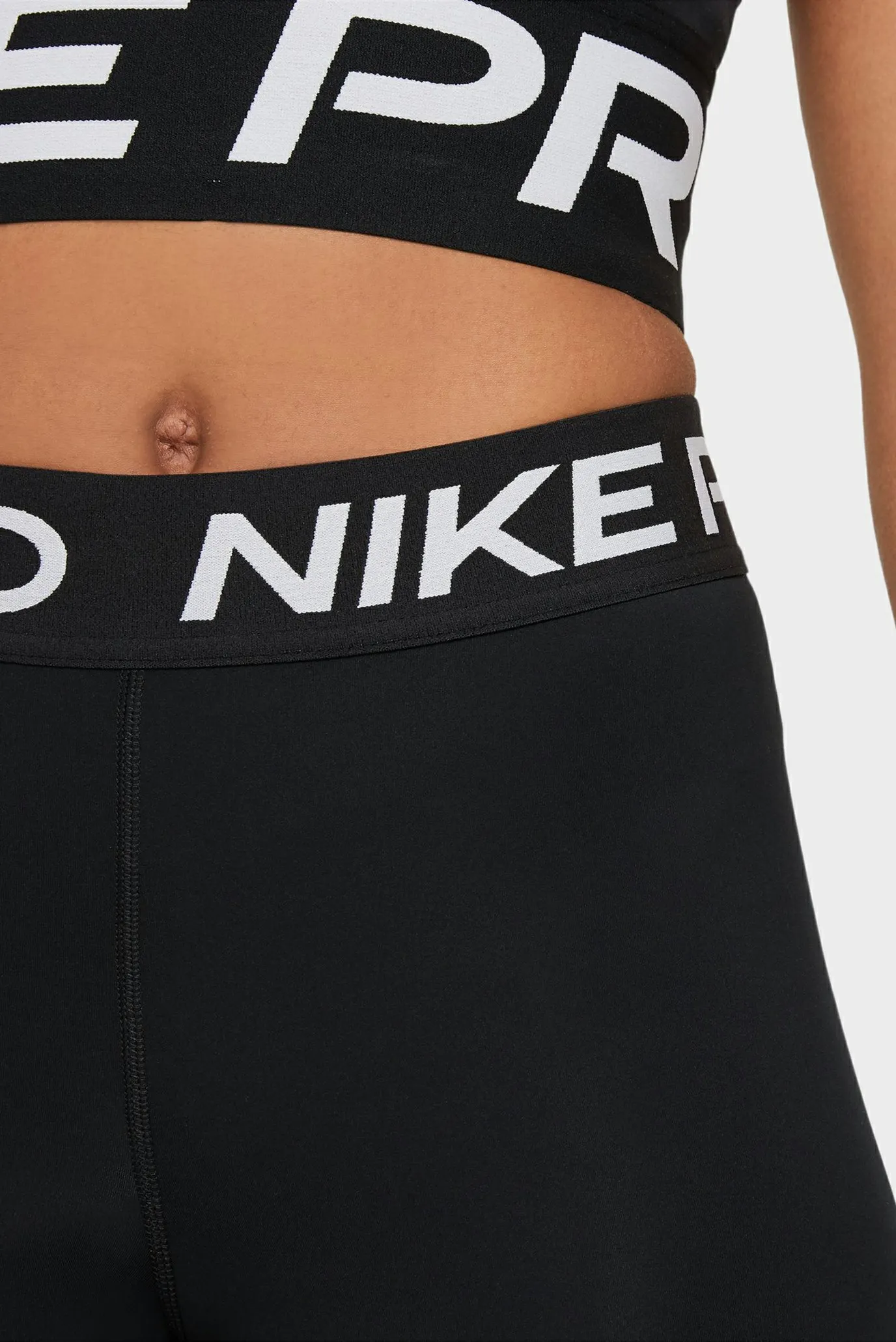 Жіночі чорні велосипедки W NP 365 SHORT 8IN 5