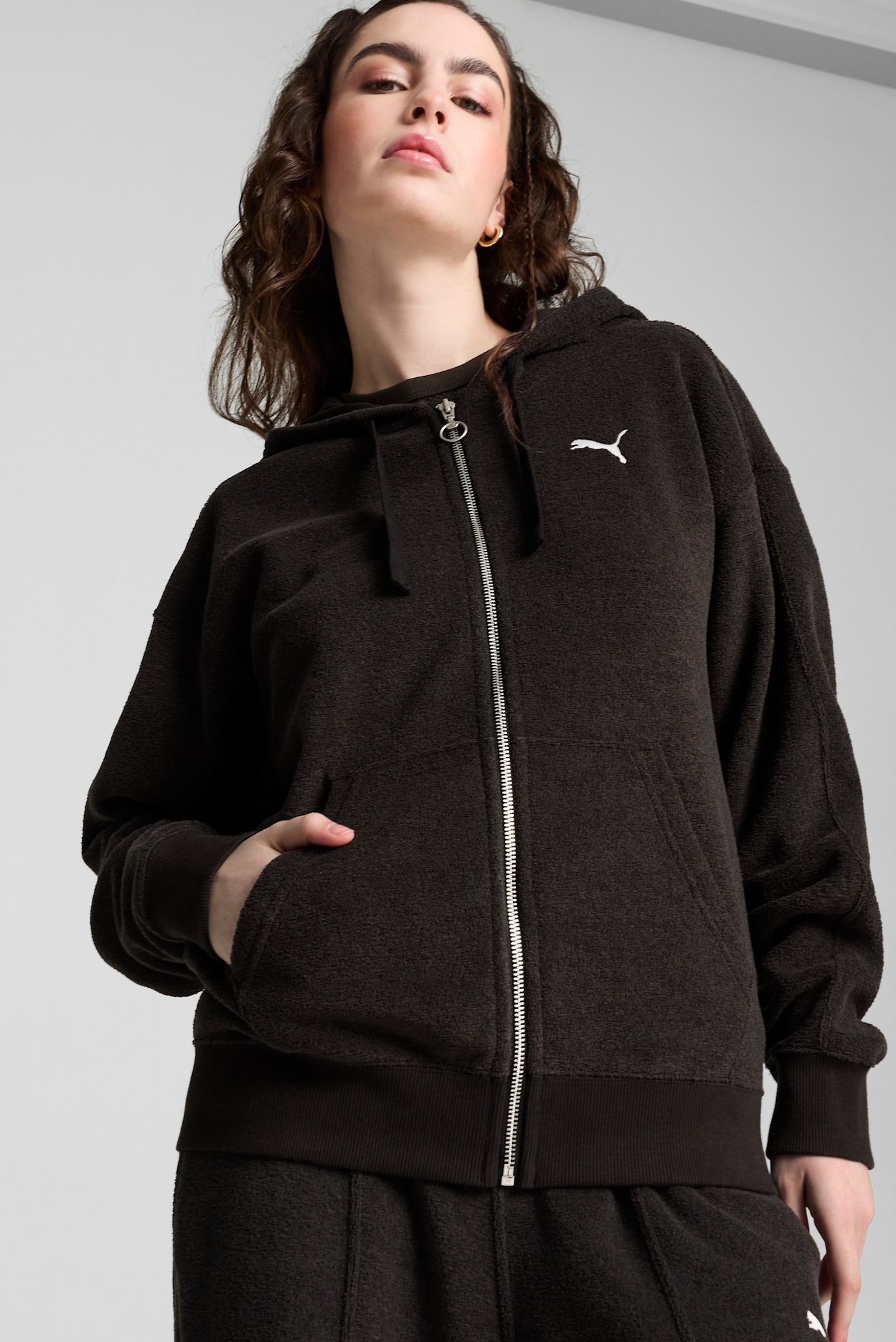 Жіноче чорне худі HER Full-Zip Hoodie Women 1