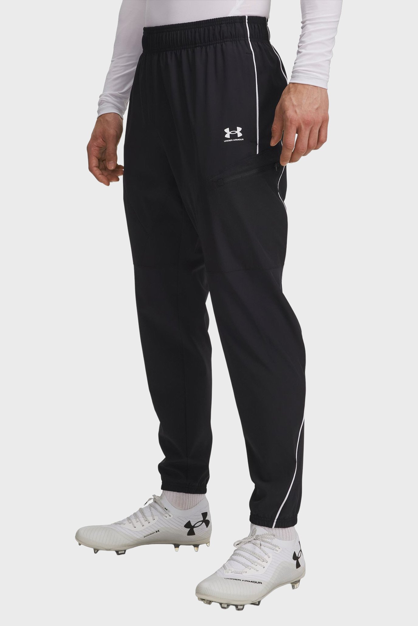 Мужские черные спортивные брюки UA M Challenger Warm-Up Pnt Черный M Under Armour 6004046-001 Мужские черные спортивные брюки UA M Challenger Warm-Up Pnt Черный M Under Armour 6004046-001