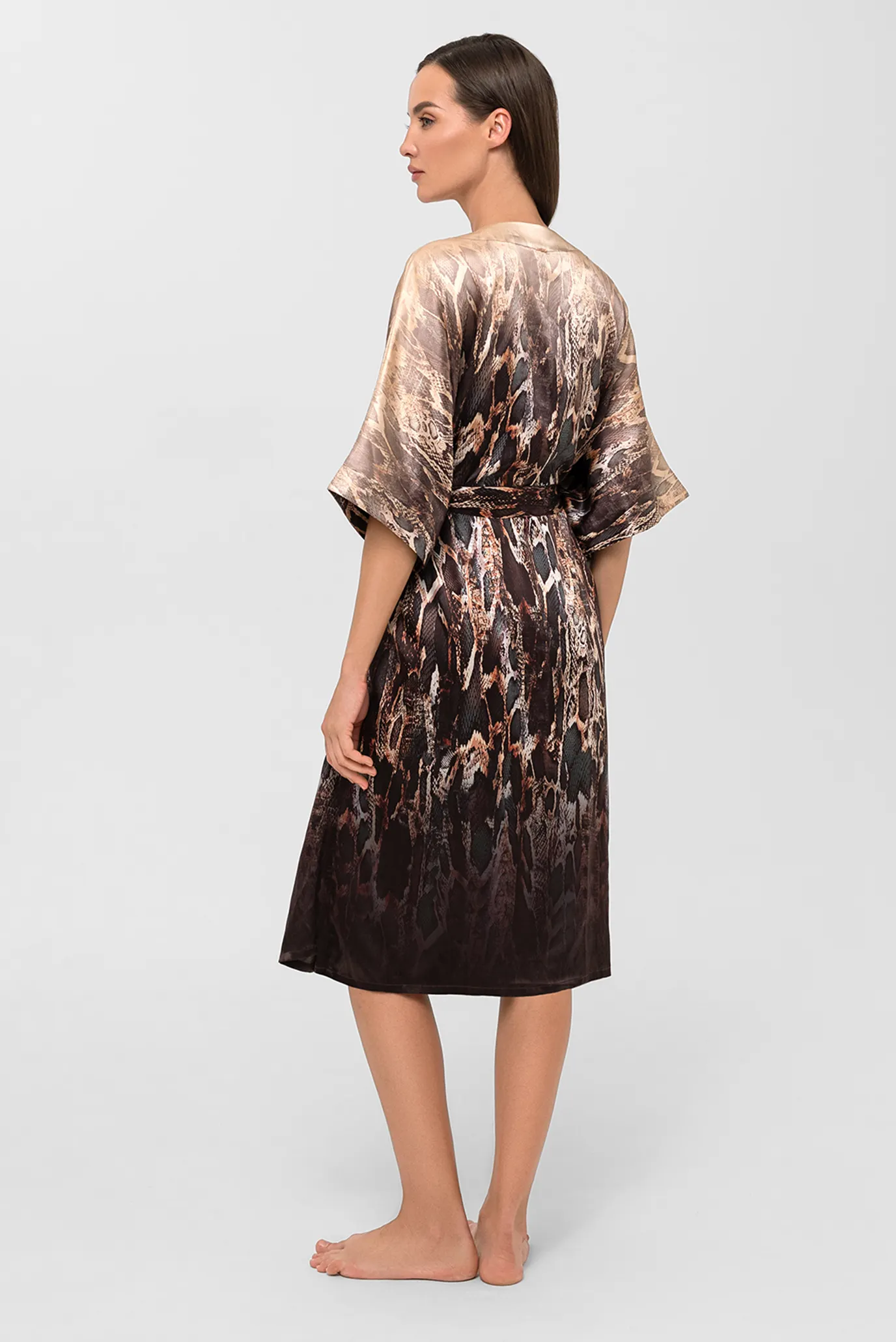Женский шелковый пеньюар с узором 3