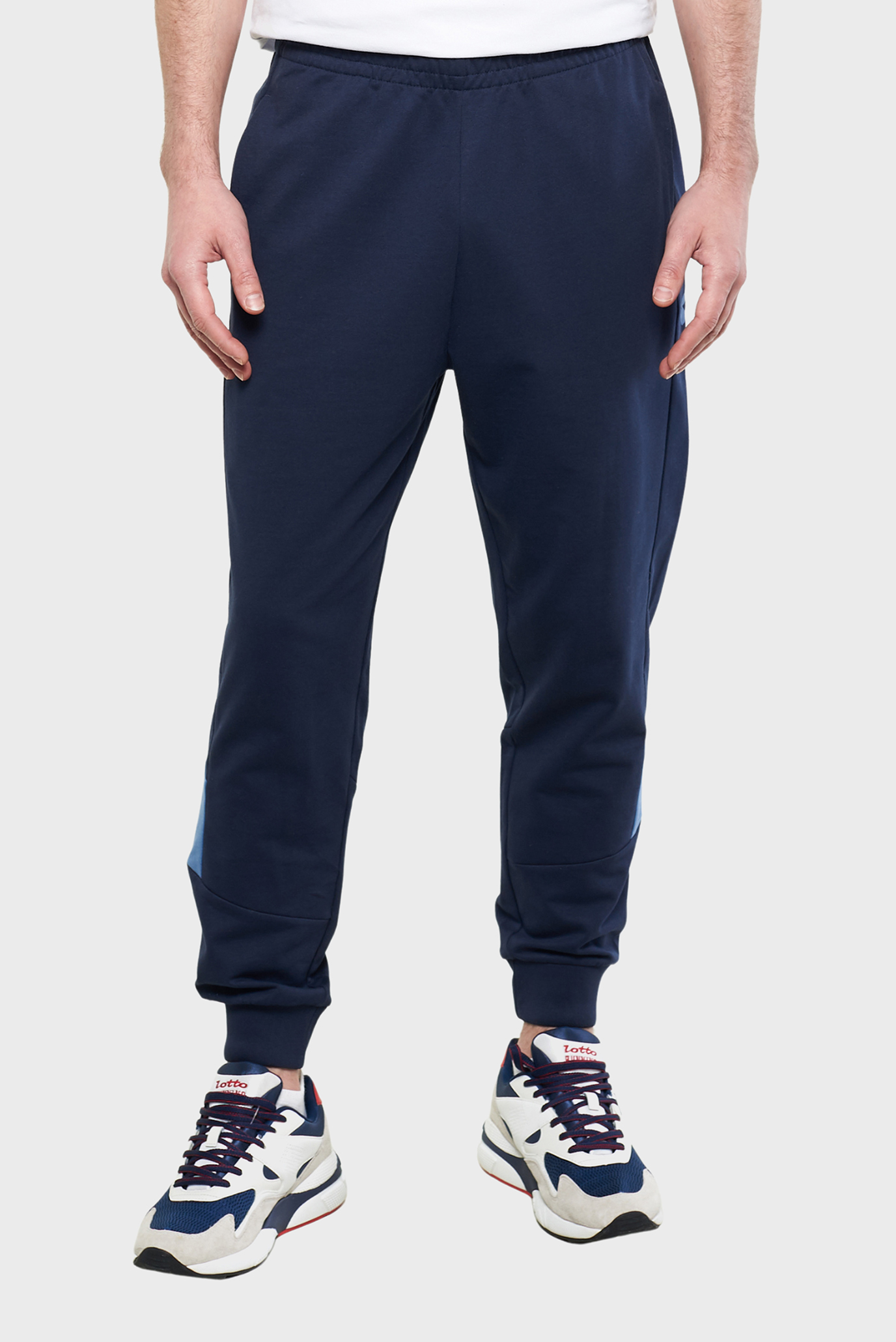 Мужские темно-синие спортивные брюки ATHLETICA PLUS IV PANT Синий L Lotto 220684/1CI Мужские темно-синие спортивные брюки ATHLETICA PLUS IV PANT Синий L Lotto 220684/1CI