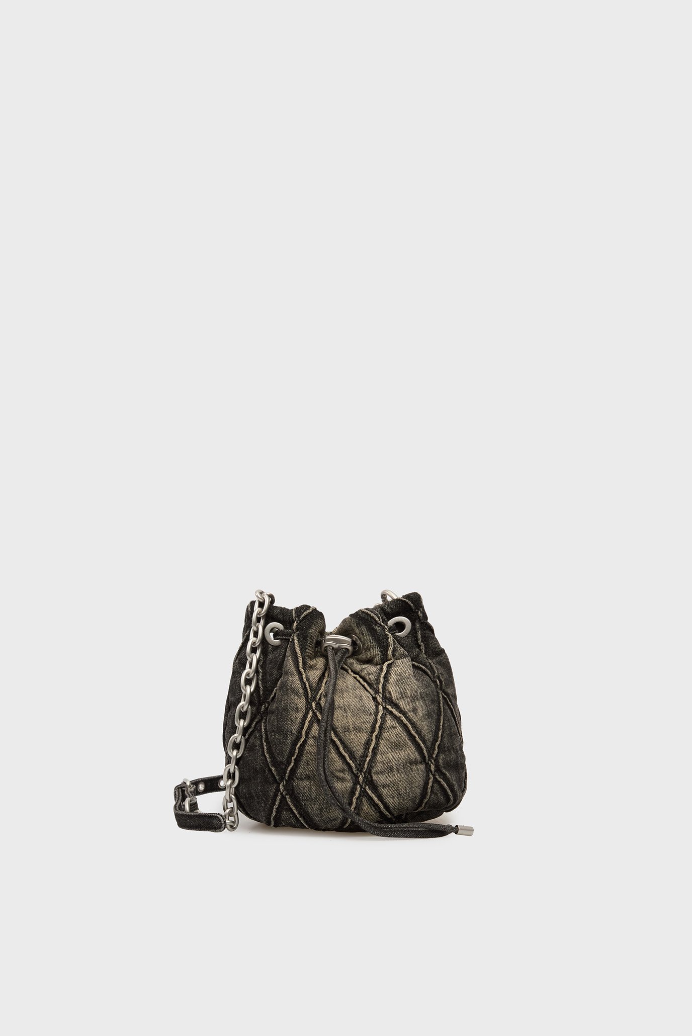 Женская темно-серая джинсовая сумка CHARM-D Серый ONESIZE Diesel X10346 P6330 Женская темно-серая джинсовая сумка CHARM-D Серый ONESIZE Diesel X10346 P6330