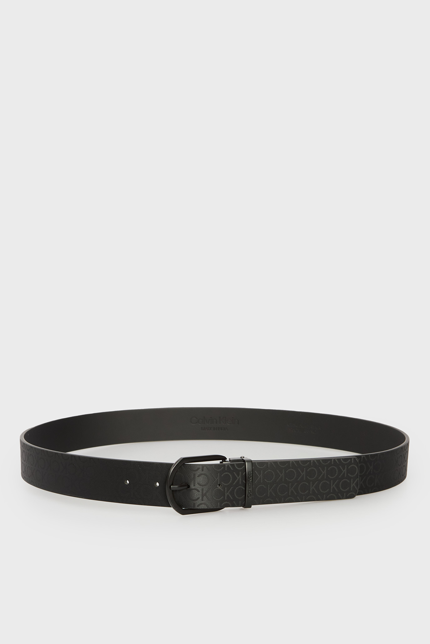Мужской черный кожаный ремень с узором ADJ CASUAL ROUND MONO Черный 100 Calvin Klein K50K513038 Мужской черный кожаный ремень с узором ADJ CASUAL ROUND MONO Черный 100 Calvin Klein K50K513038