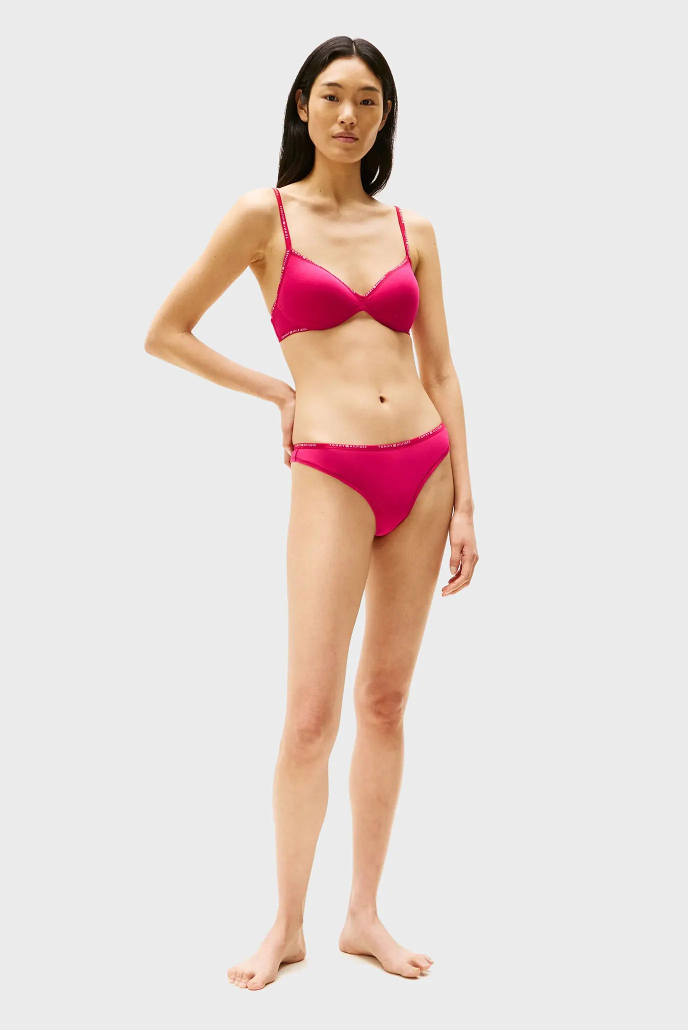 Жіночі малинові трусики 2