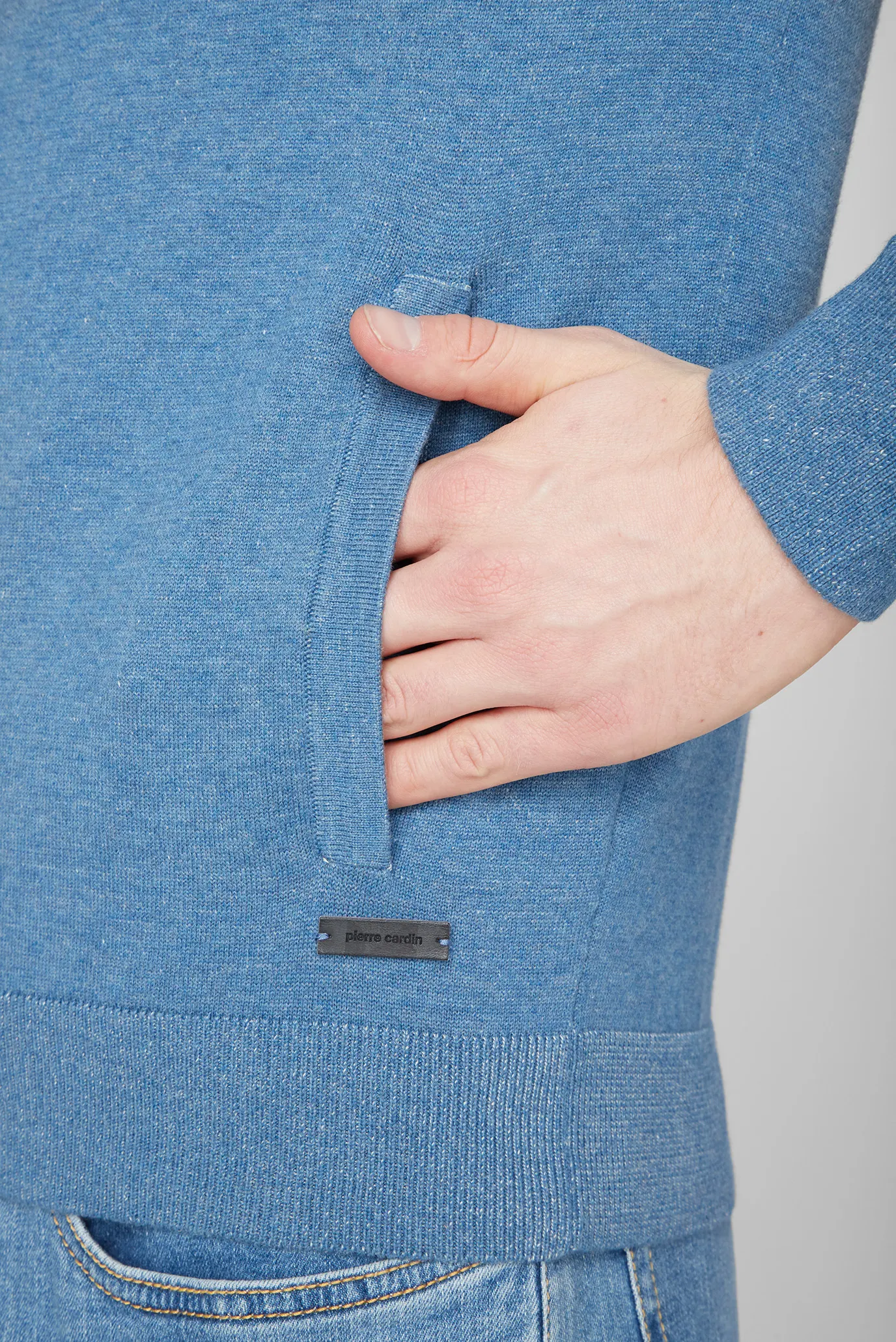 Чоловічий блакитний кардиган 5