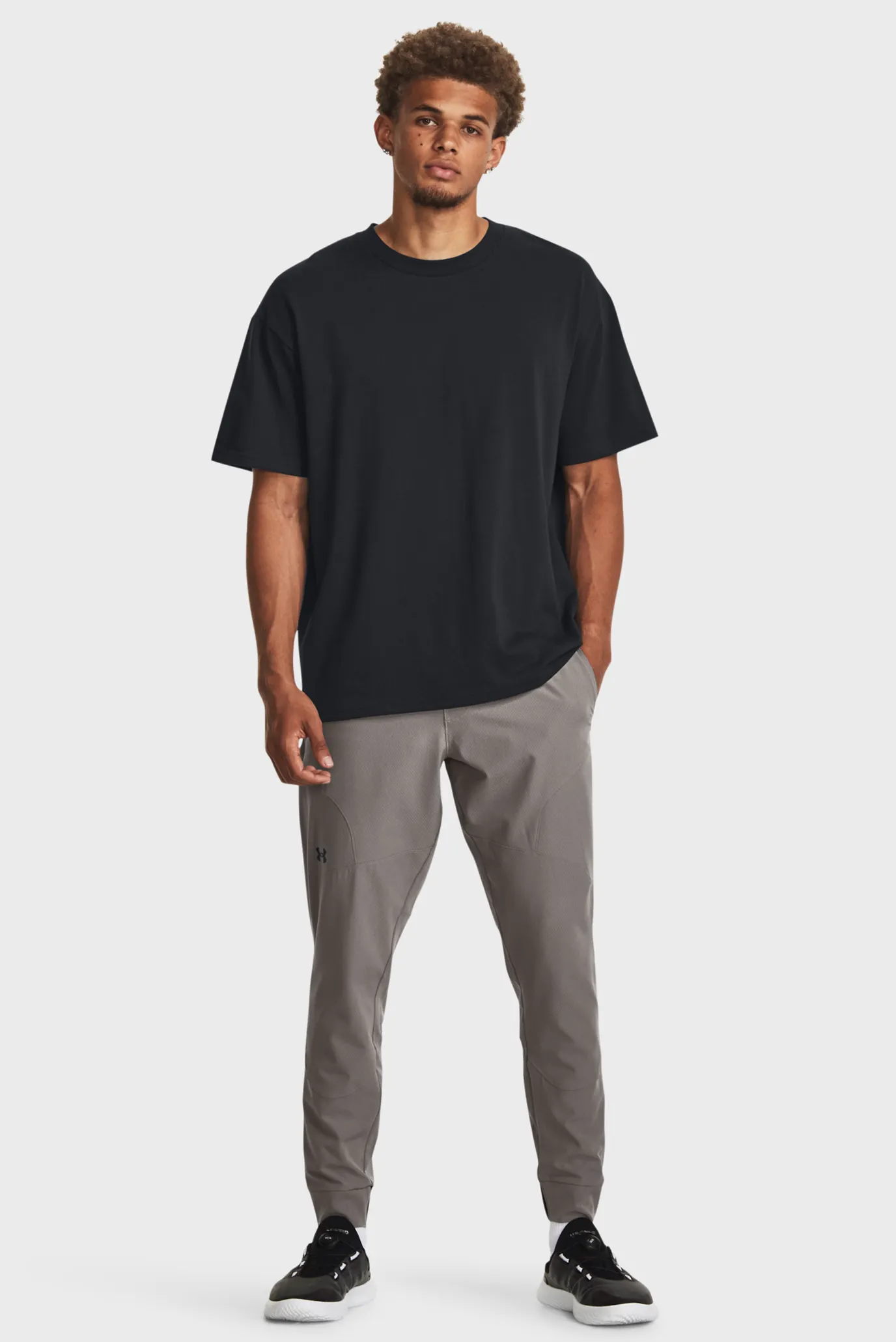 Чоловічі сірі спортивні штани UA Unstoppable Txtr Jogger 2