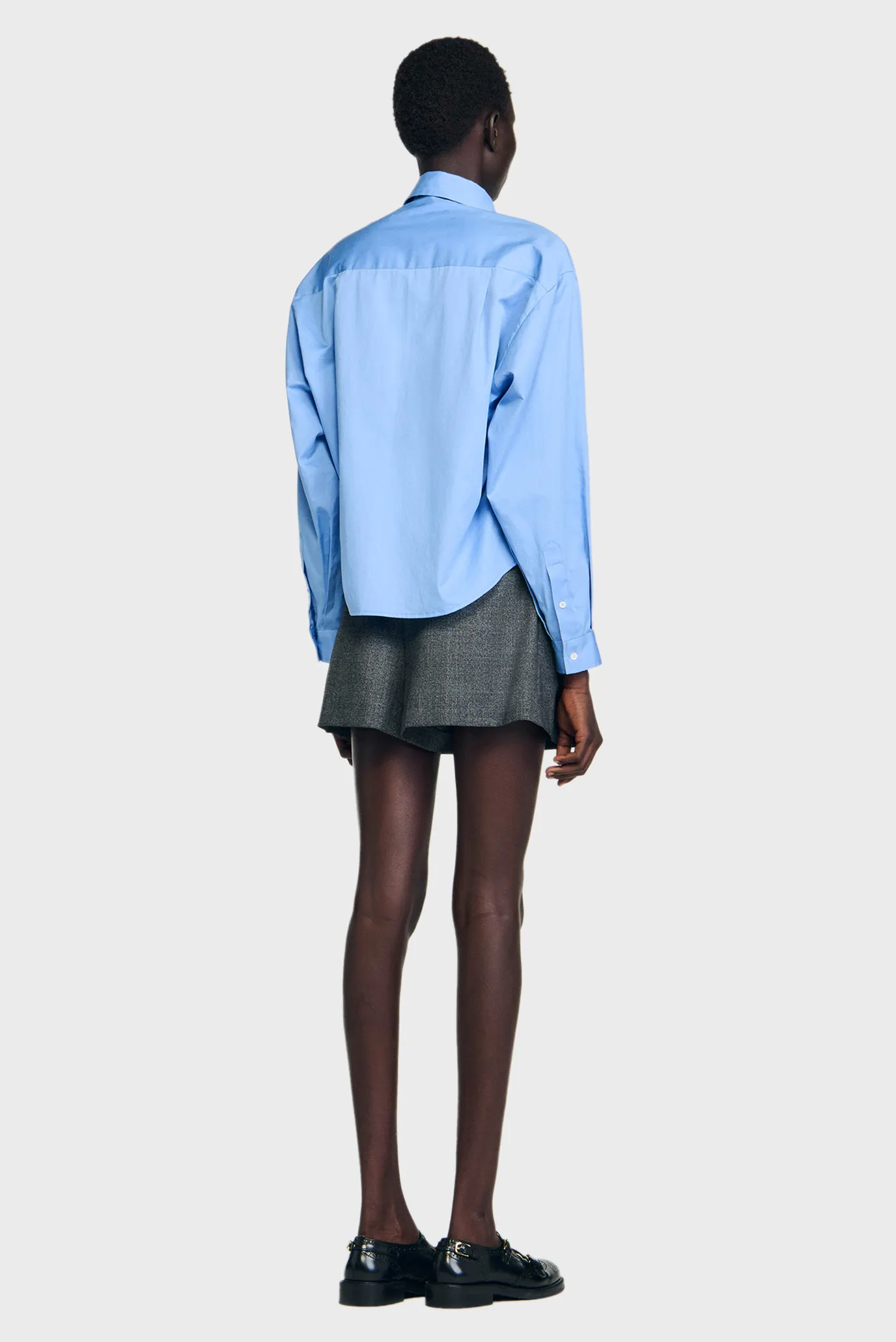 Жіноча блакитна сорочка 3