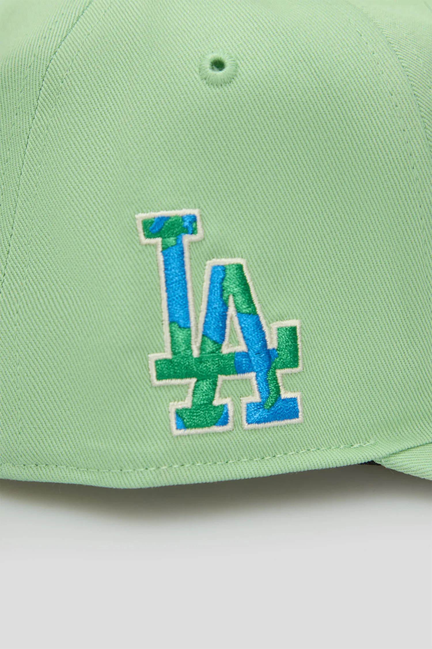 Салатова кепка 4