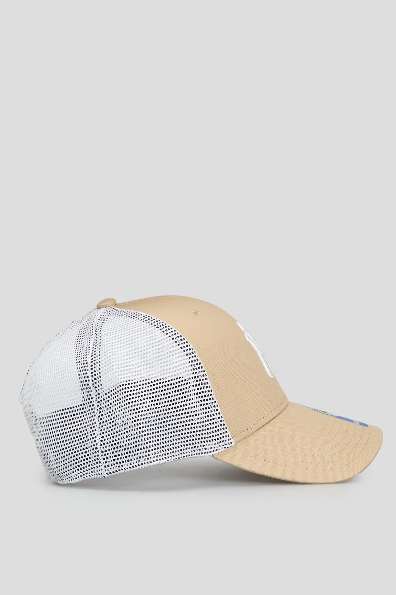 Дитяча бежева кепка 3