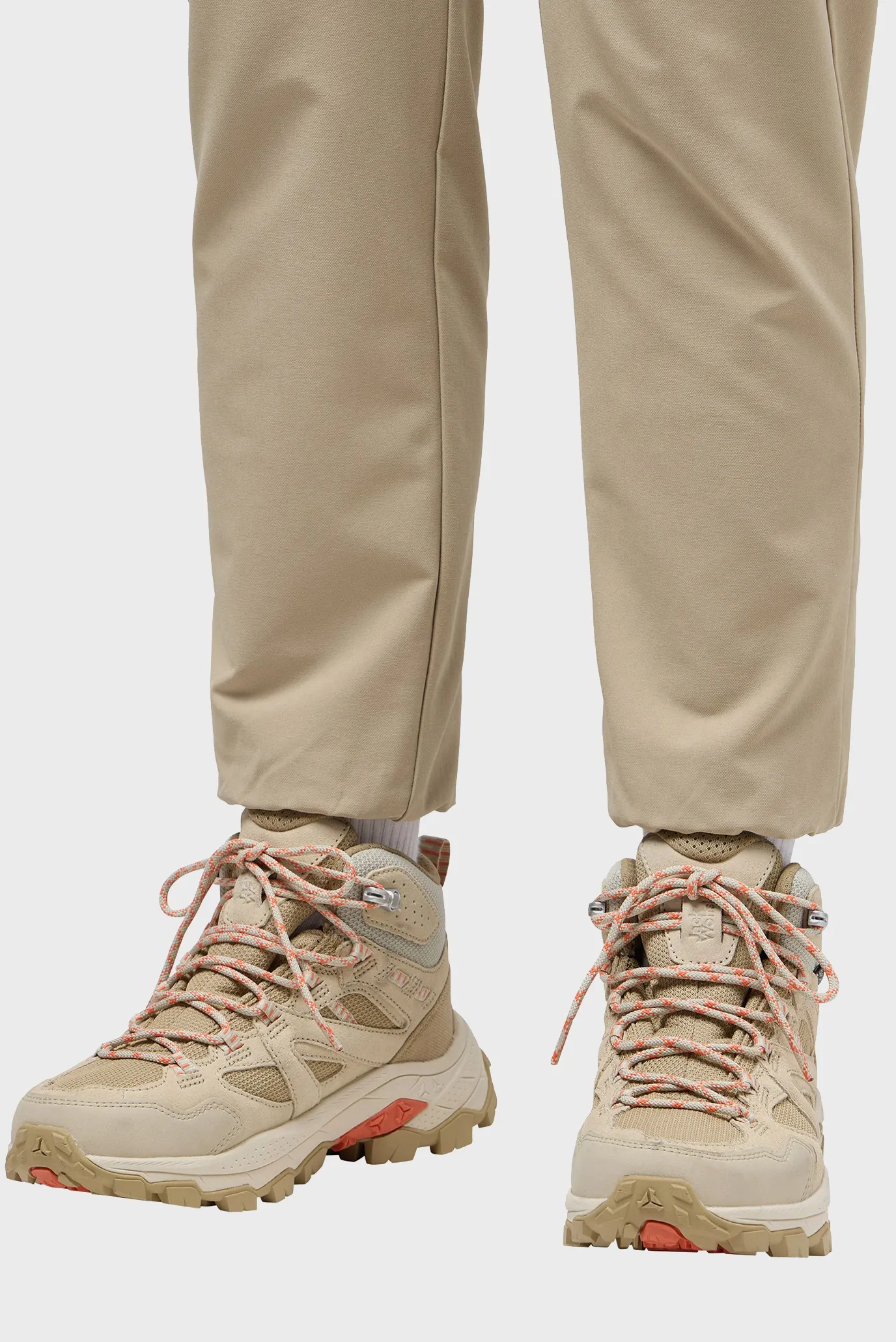 Жіночі бежеві черевики 6