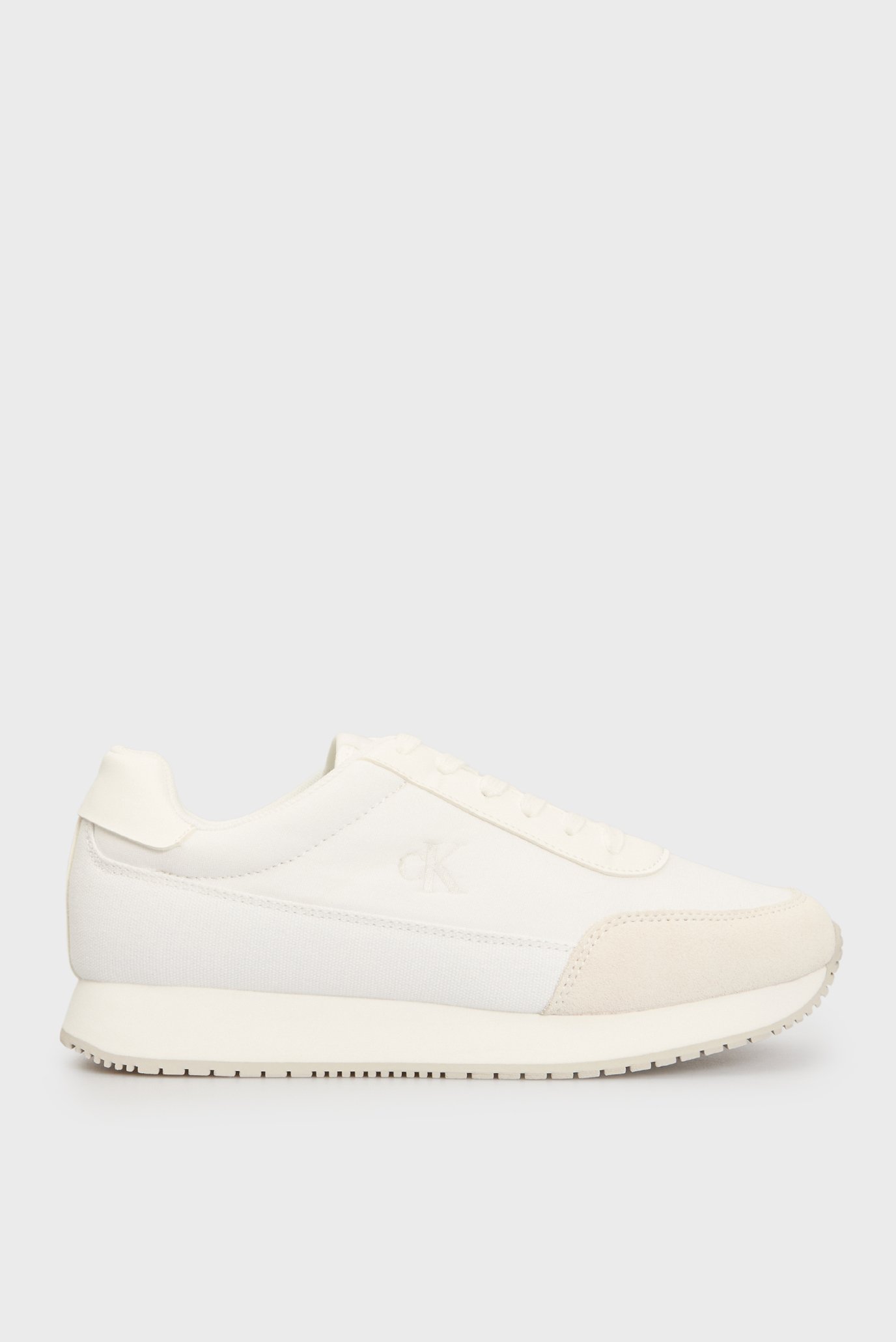 Женские белые кроссовки RETRO RUNNER LOW LACEUP CANVAS Белый 36 Calvin Klein Jeans YW0YW01888 Женские белые кроссовки RETRO RUNNER LOW LACEUP CANVAS Белый 36 Calvin Klein Jeans YW0YW01888