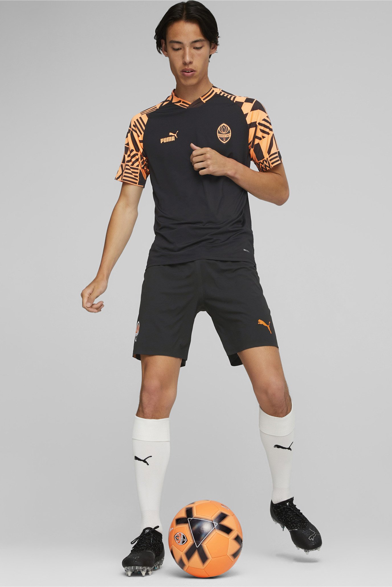 Чоловіча чорна футболка FC Shakhtar Donetsk Football Prematch Jersey Men 1