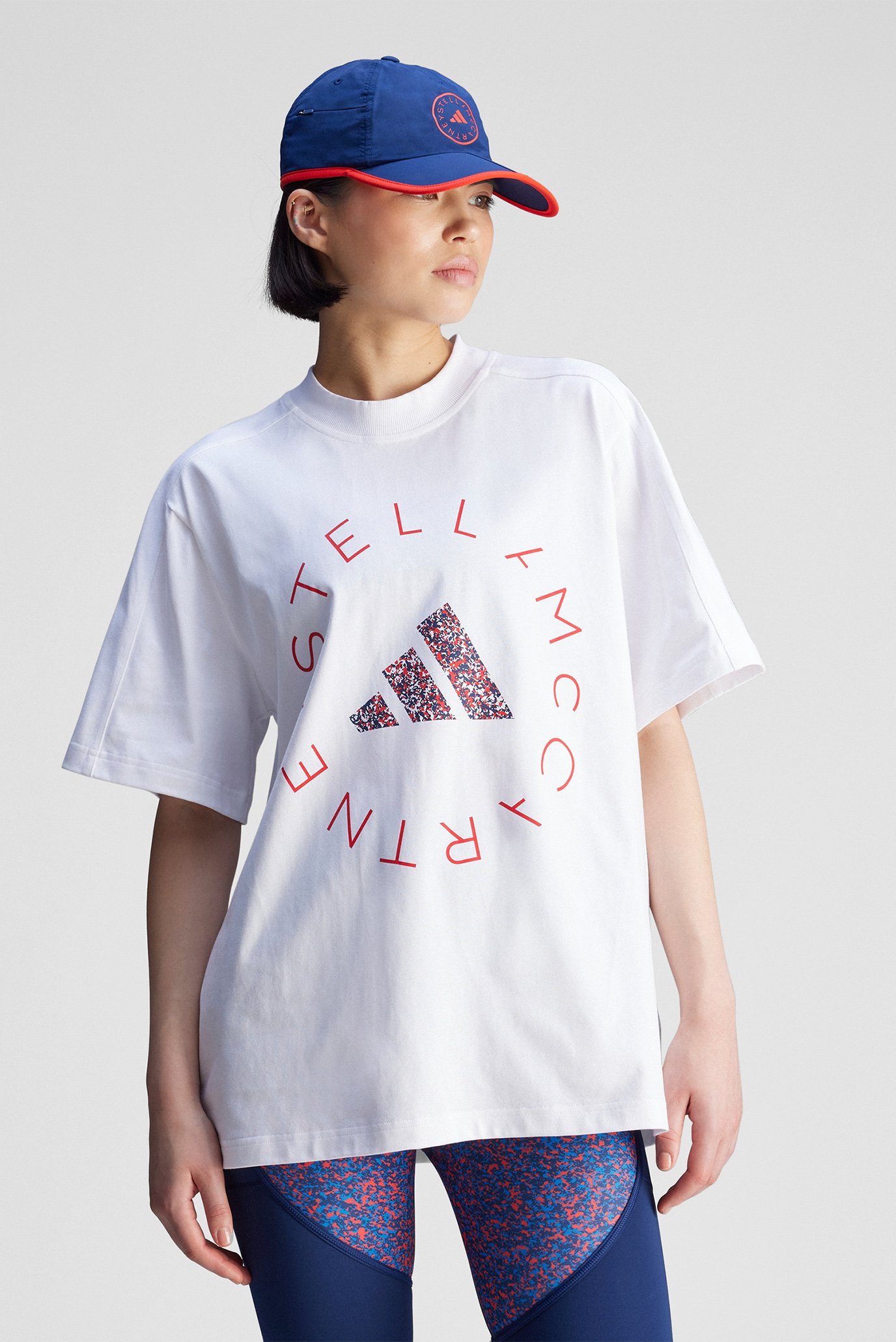 Жіноча біла футболка adidas by Stella McCartney Loose Graphic 1