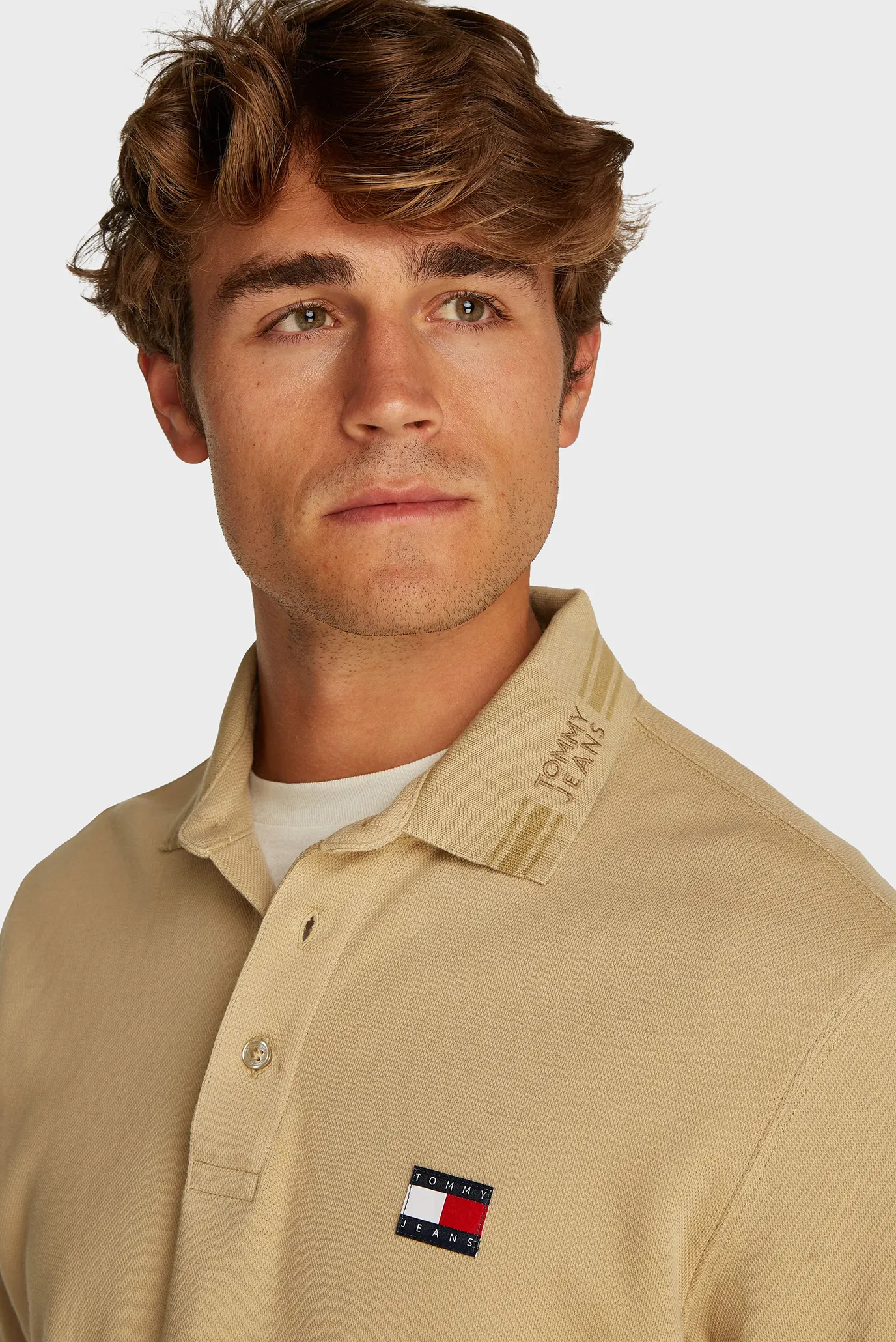 Чоловіче бежеве поло BRANDED NECK 4