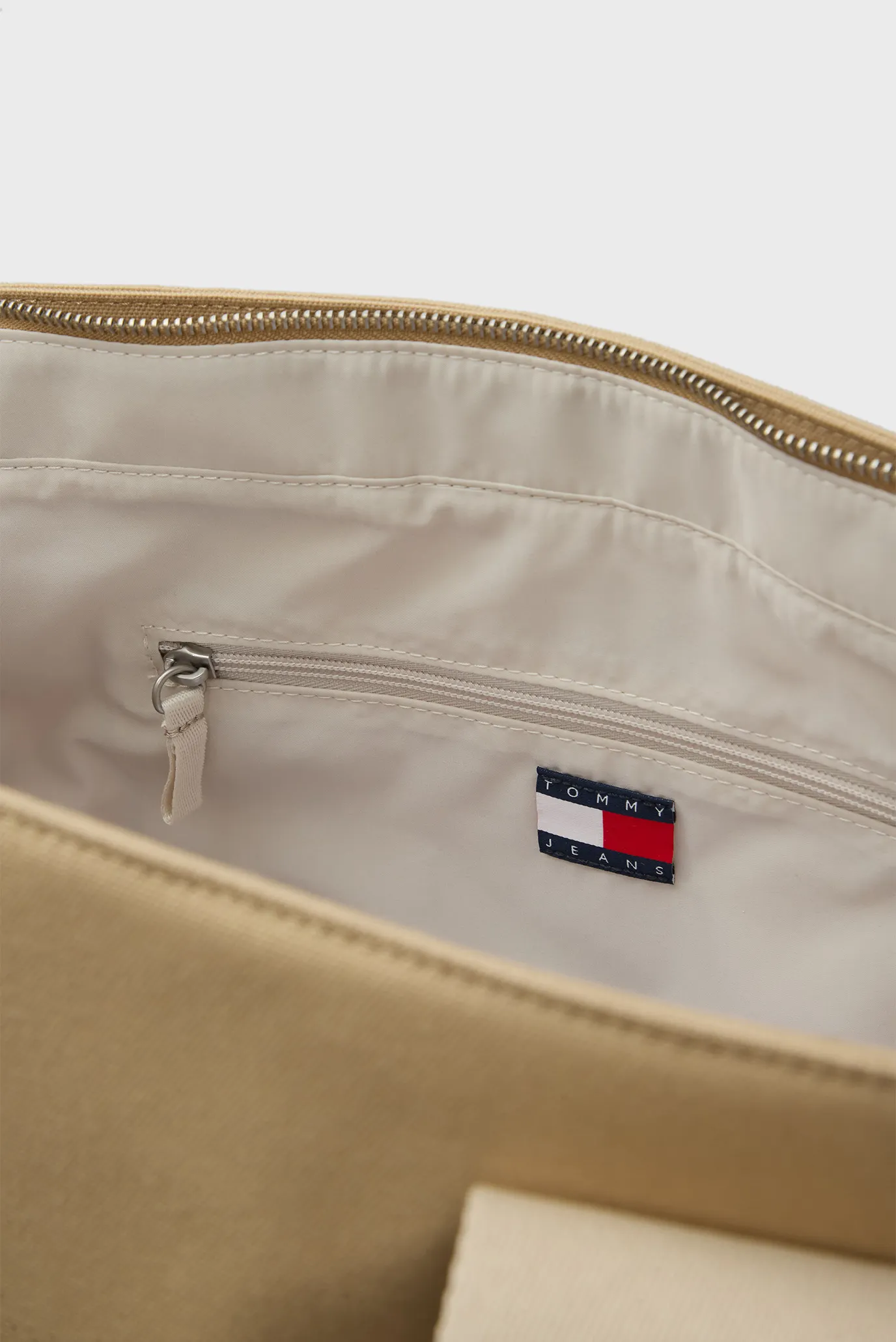 Бежевая сумка TJM RETRO COOL TOTE 5