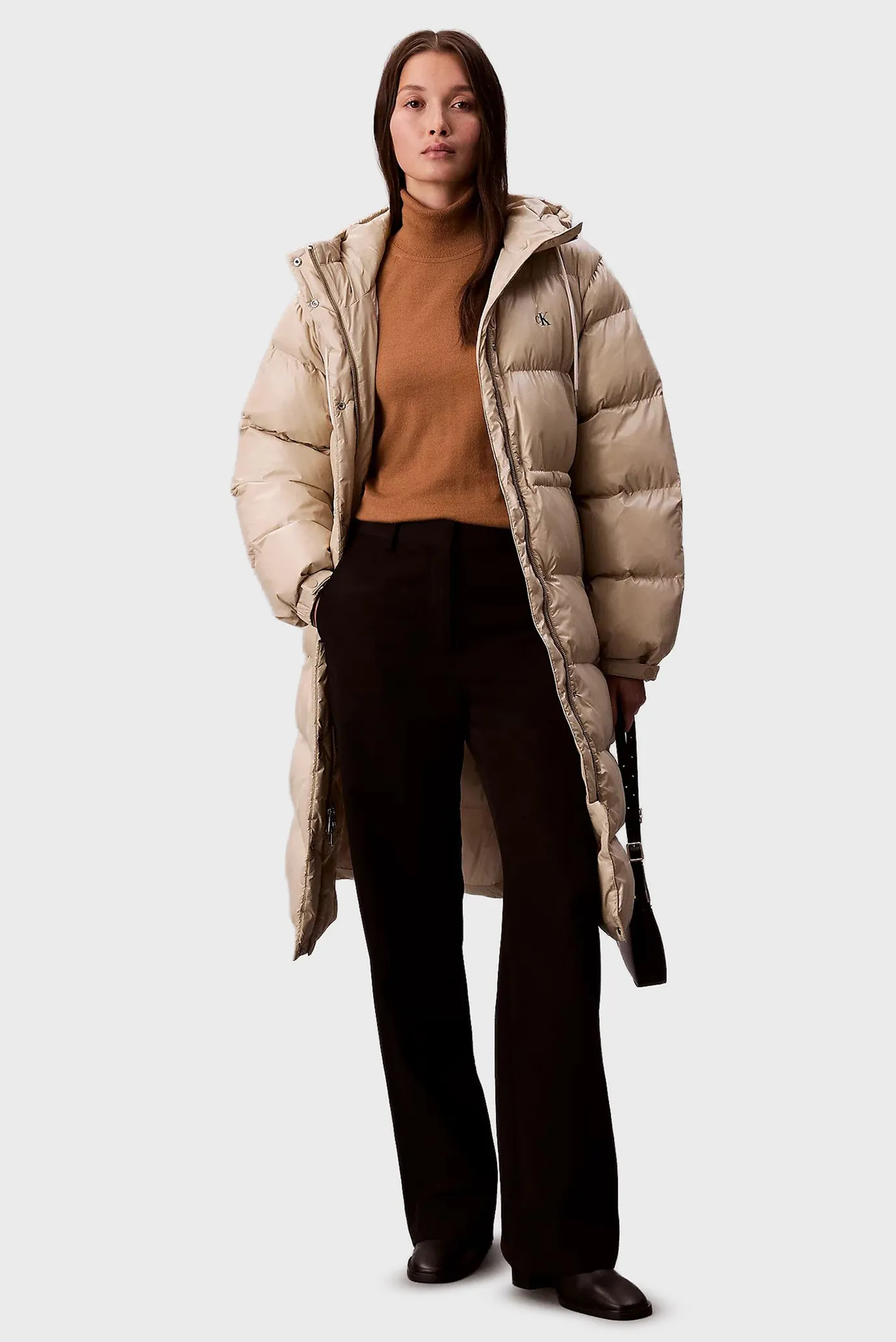 Жіночий бежевий пуховик SHINE 1