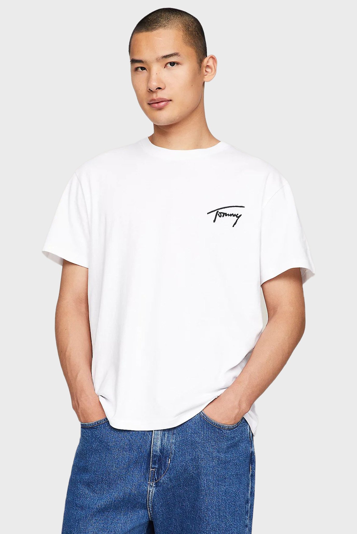 Мужская белая футболка TJM REG SIGNATURE TEE EXT 1