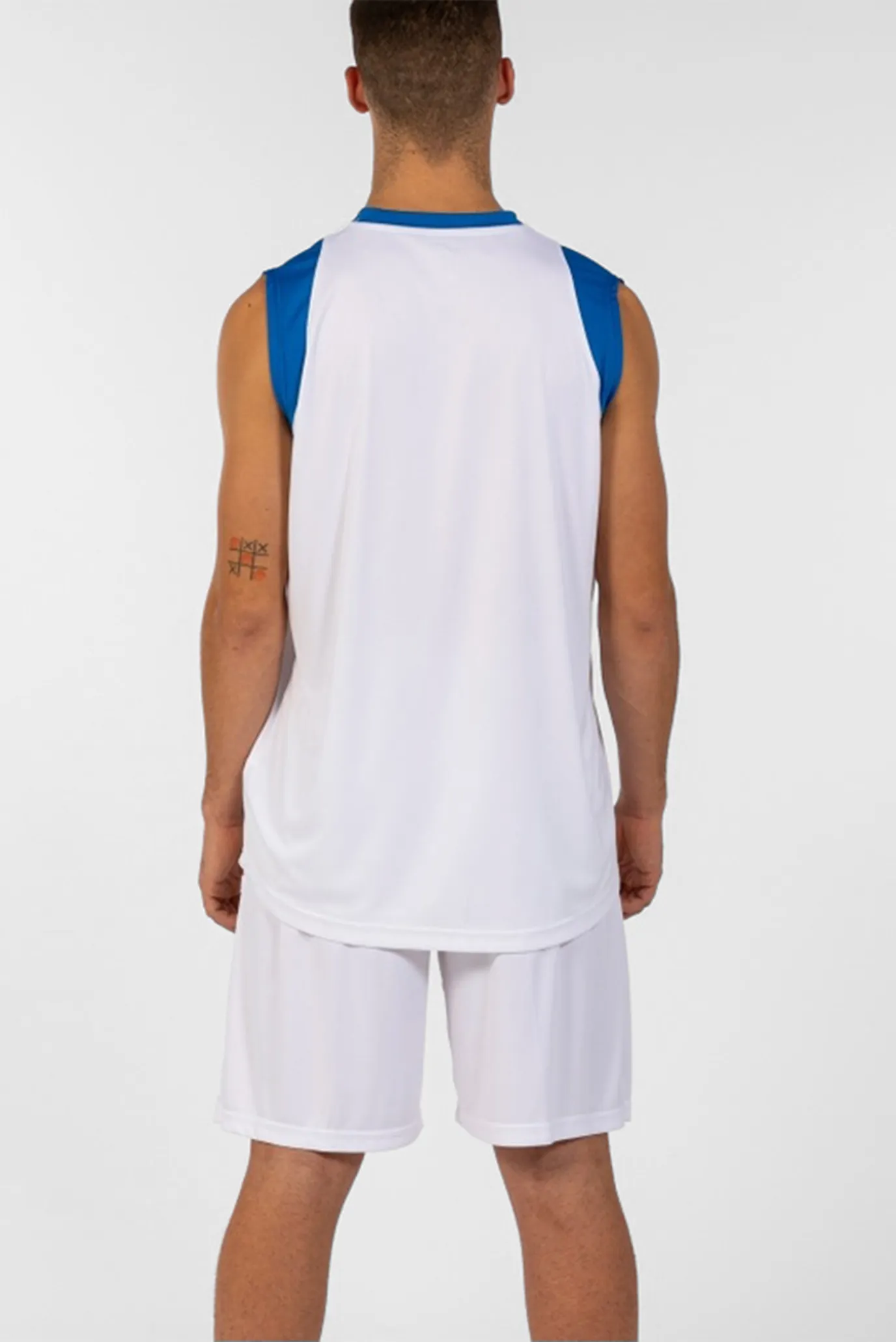 Чоловічий білий комплект одягу (майка, шорти) 2