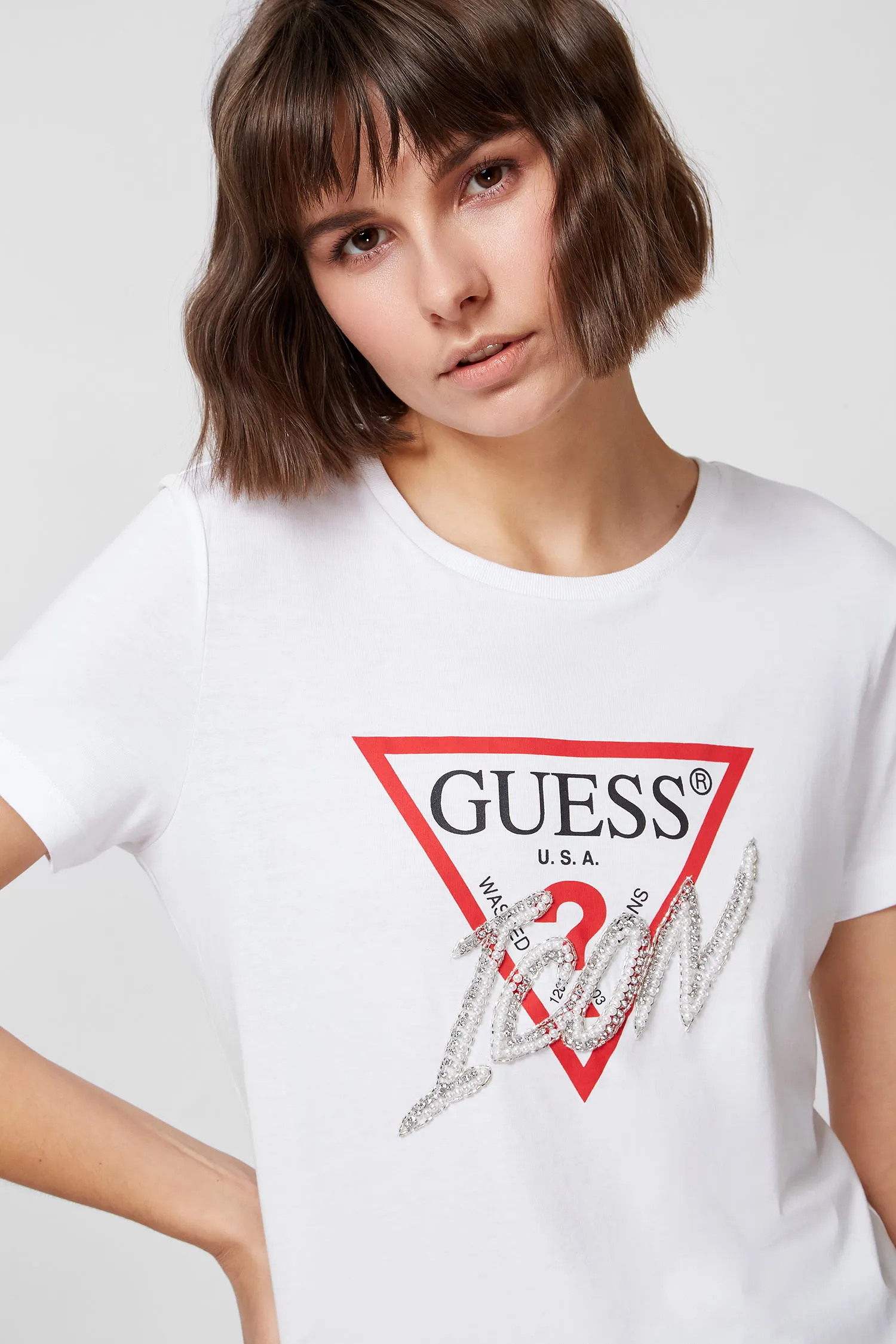 Жіноча біла футболка з принтом Guess W0BI00.I3Z00;TWHT — MD-Fashion
