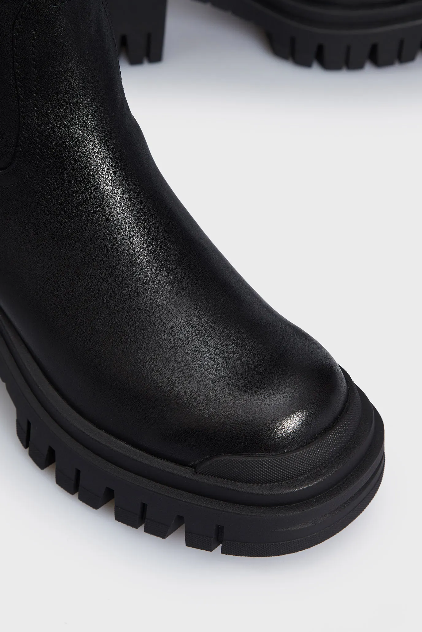 Жіночі чорні чоботи Clivia 5