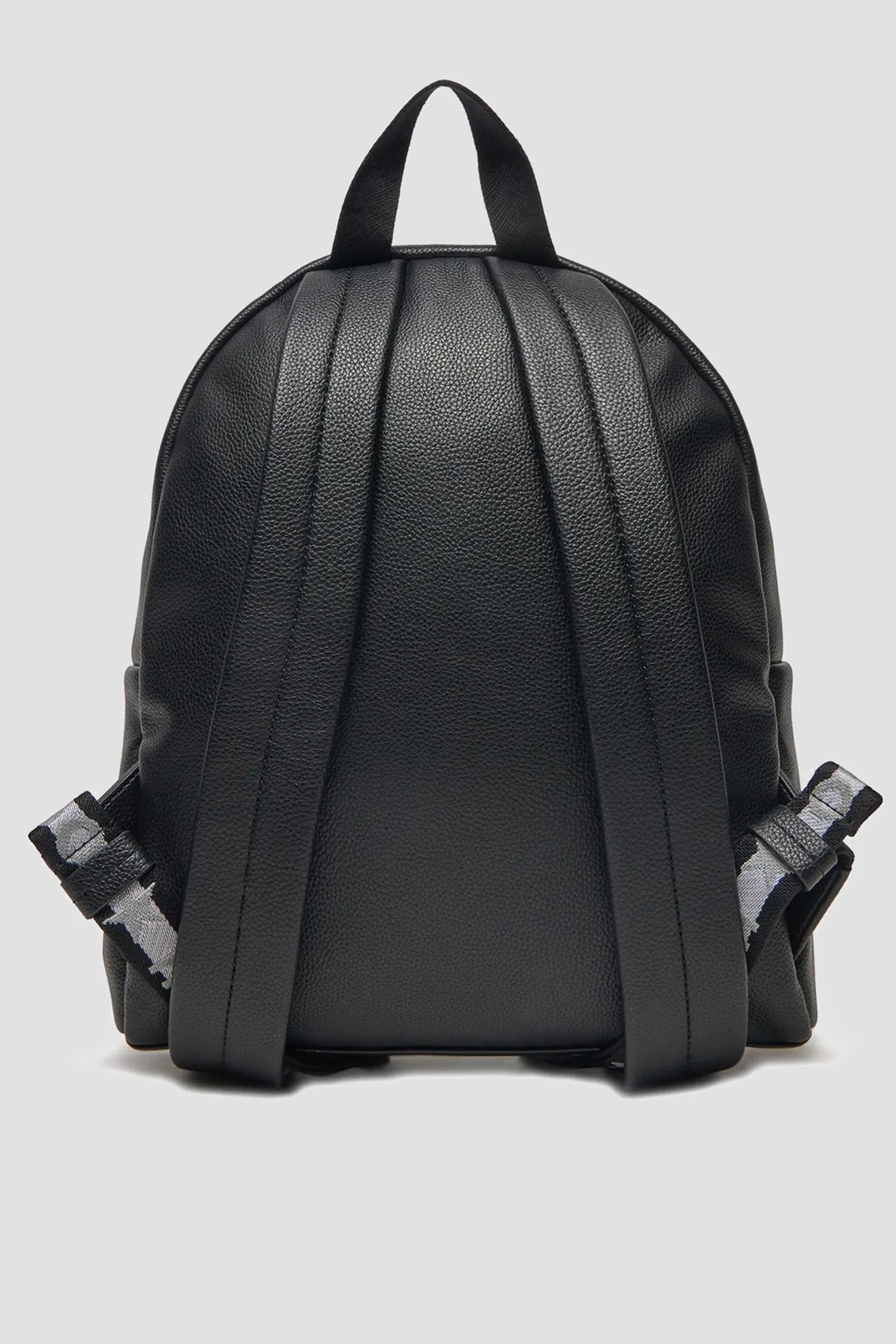 Жіночий чорний шкіряний рюкзак 2