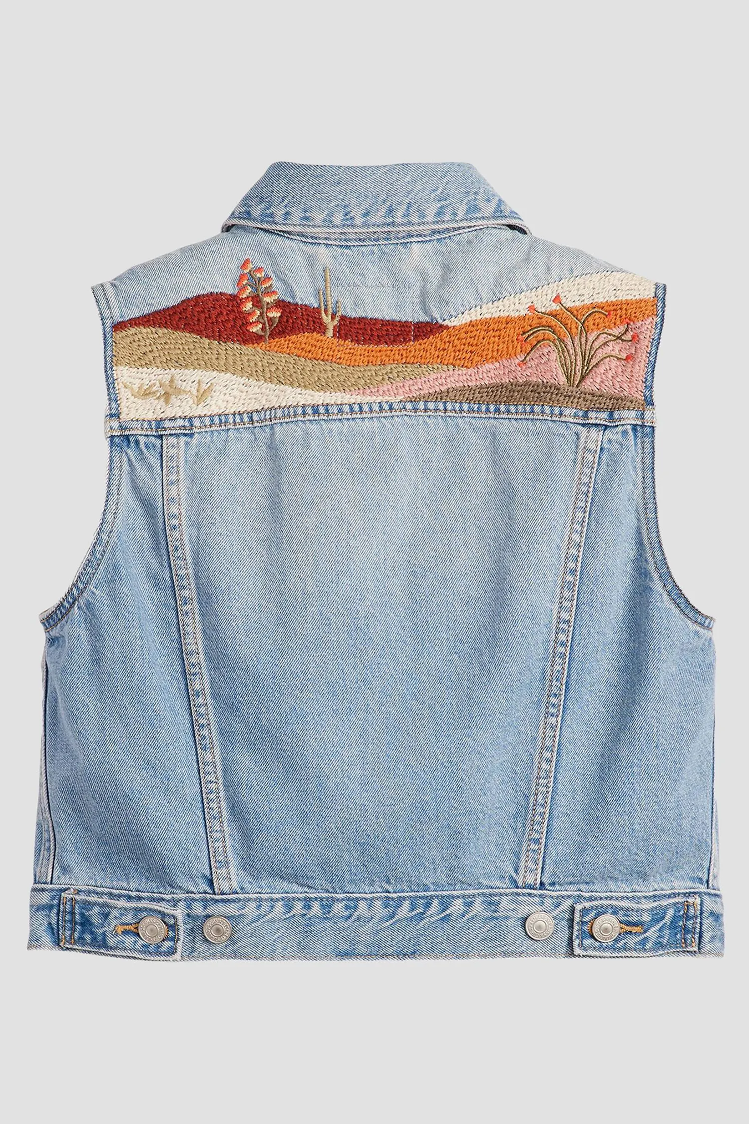 Жіночий блакитний джинсовий жилет 7