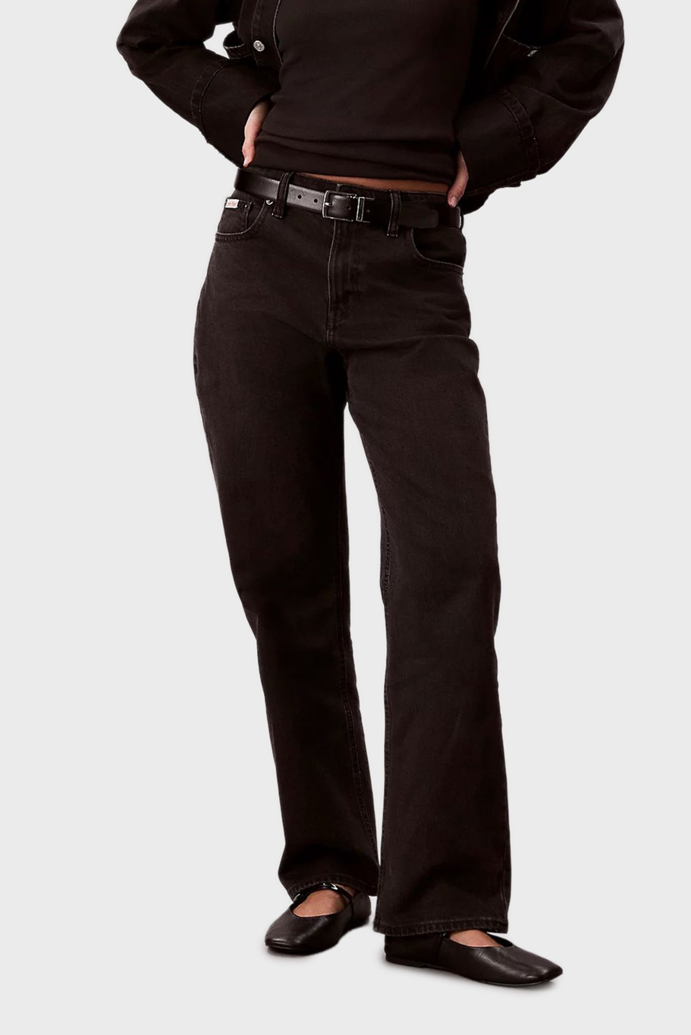Женские черные джинсы HIGH RISE Черный 23-RG Calvin Klein Jeans LV047B909G Женские черные джинсы HIGH RISE Черный 23-RG Calvin Klein Jeans LV047B909G