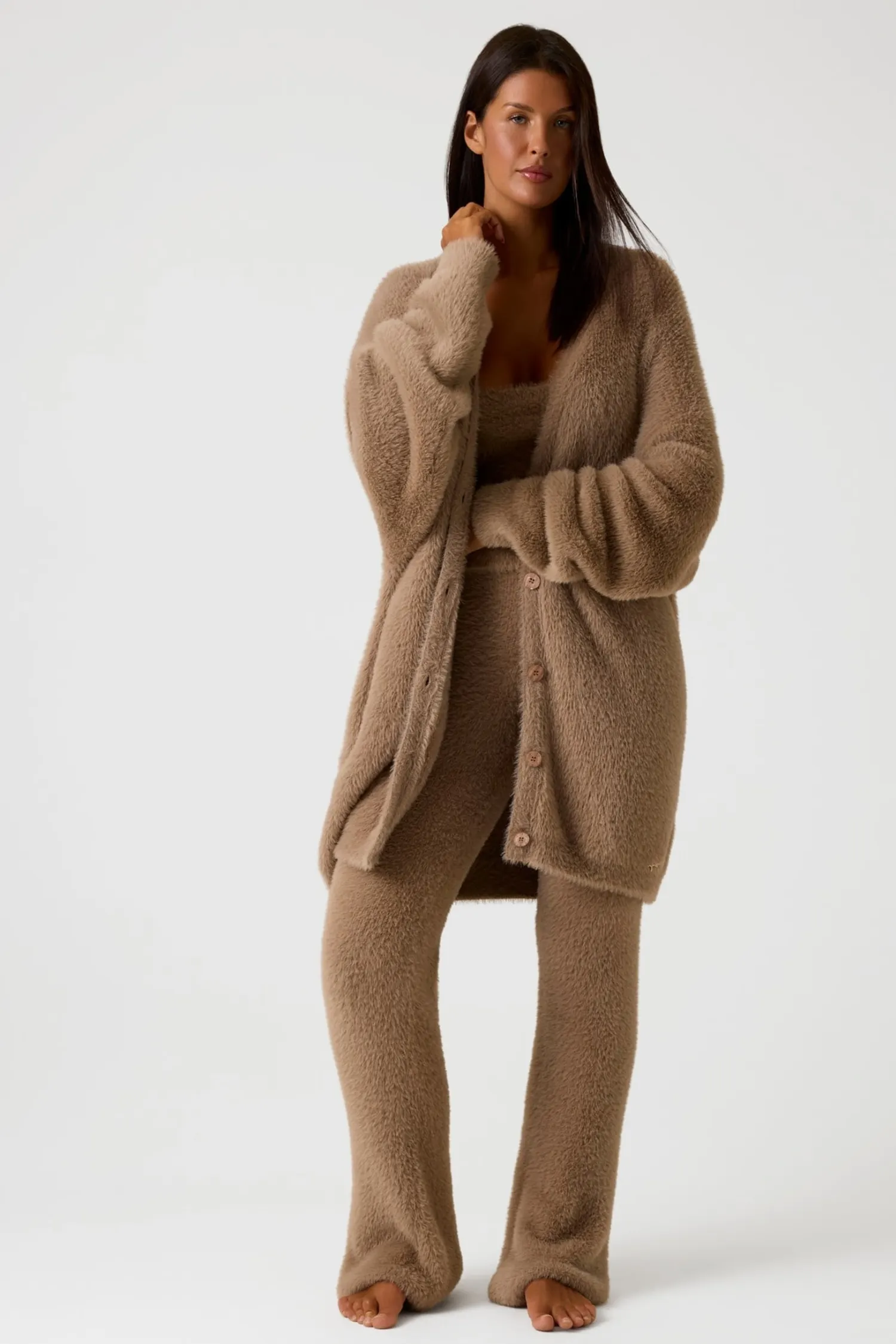 Жіночий бежевий кардиган 2