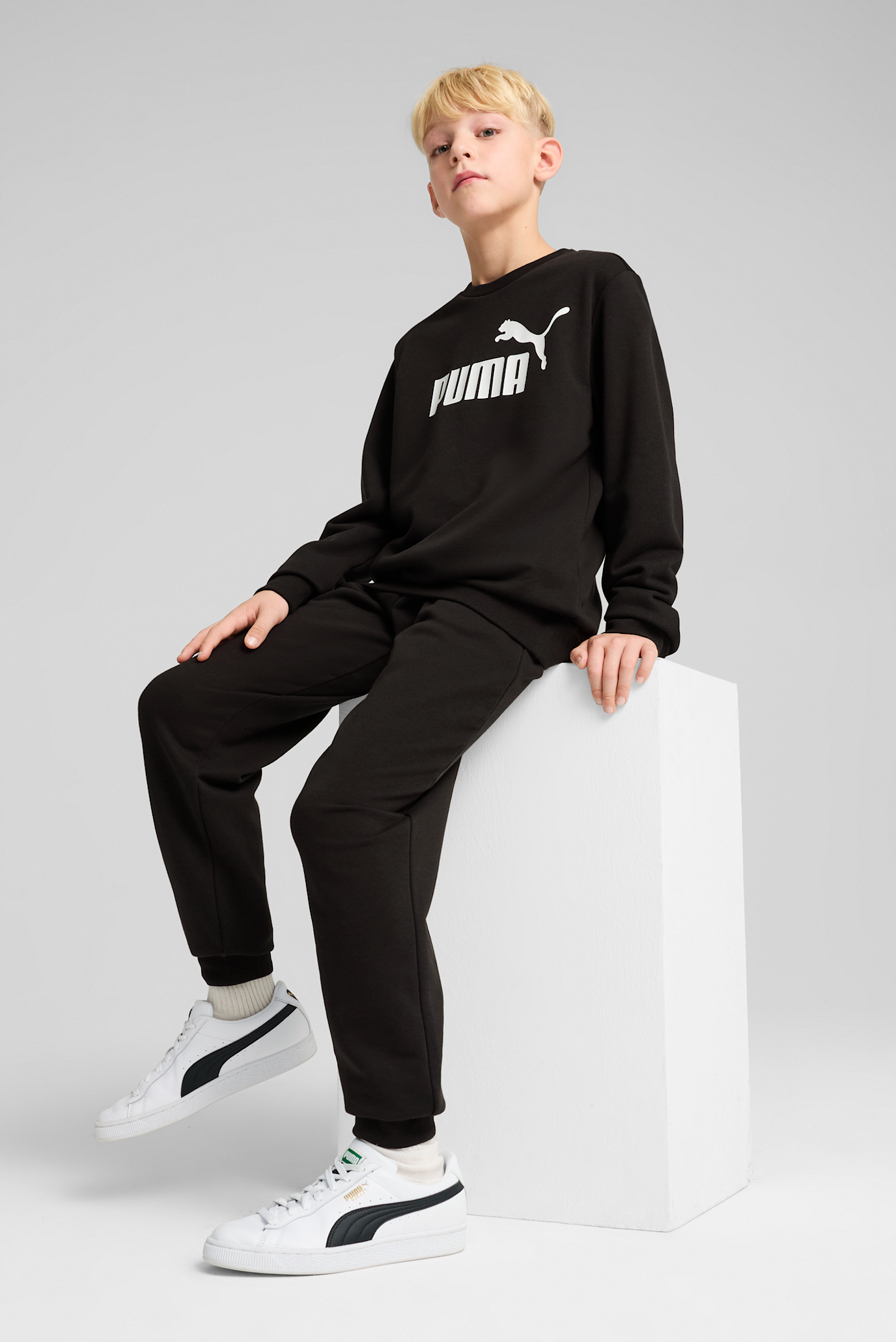 Детский черный спортивный костюм (свитшот, брюки) Essentials No. 1 Logo Crew Sweat Suit Youth 1