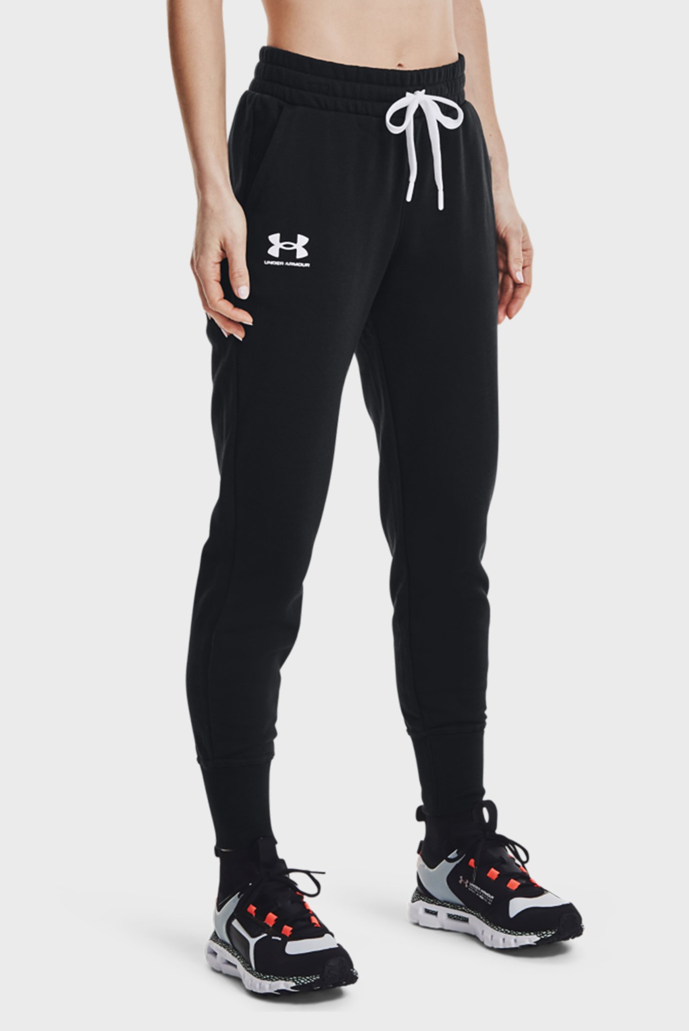 Женские черные спортивные брюки Rival Fleece Joggers 1