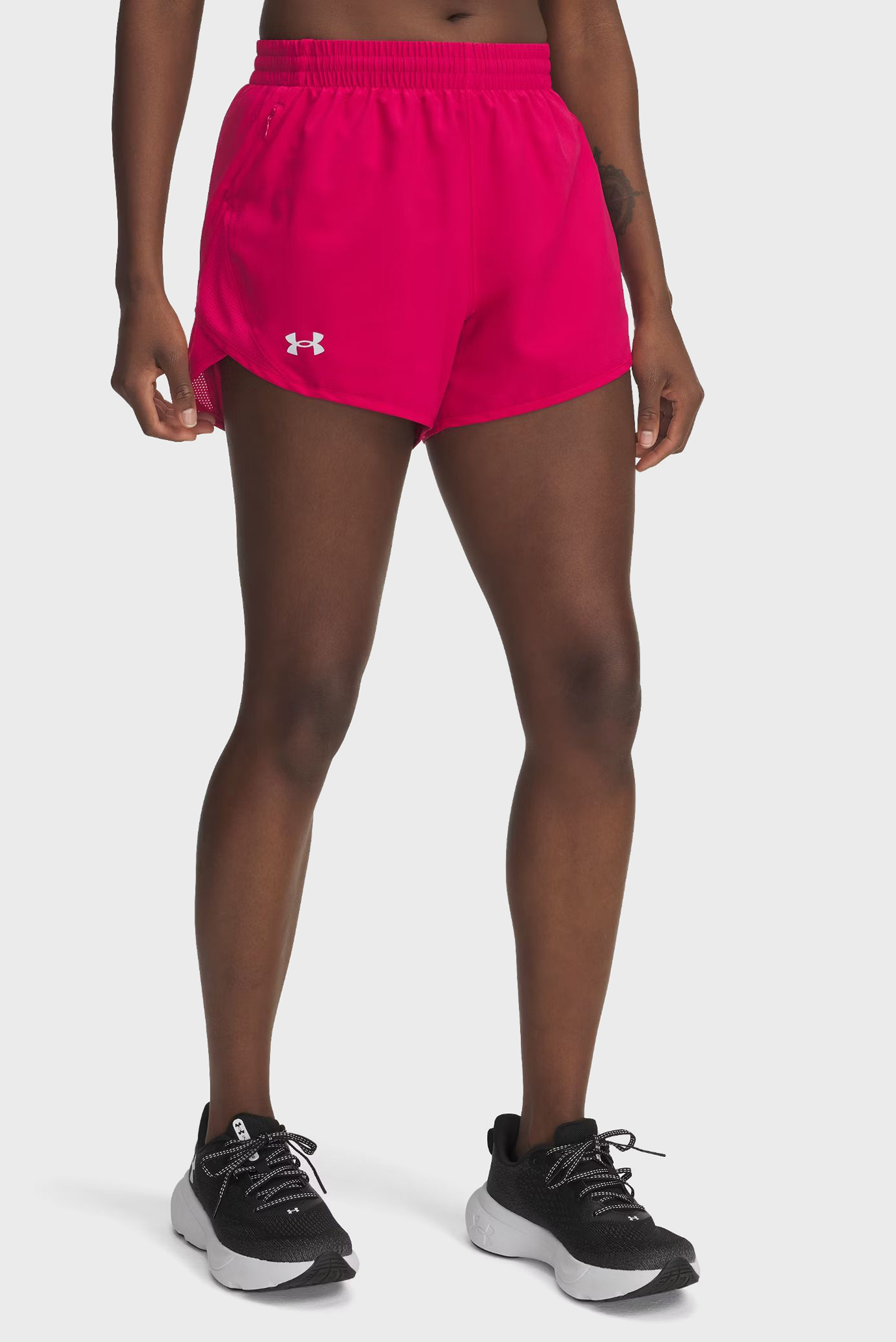 Женские малиновые шорты UA Fly By 3 Shorts Малиновый XS Under Armour 1382438-681 Женские малиновые шорты UA Fly By 3 Shorts Малиновый XS Under Armour 1382438-681