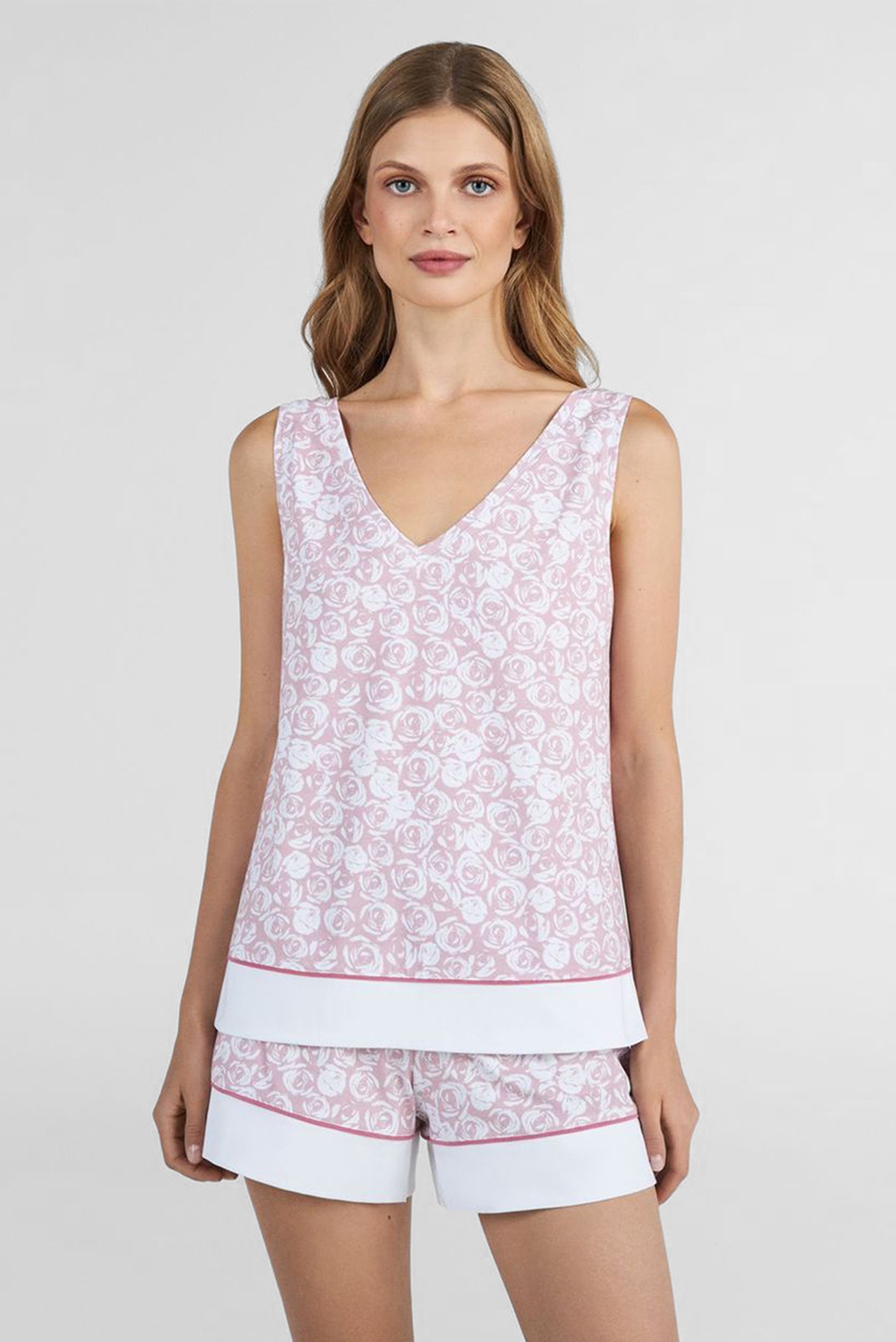 Женская розовая пижама с узором (топ, шорты) 1