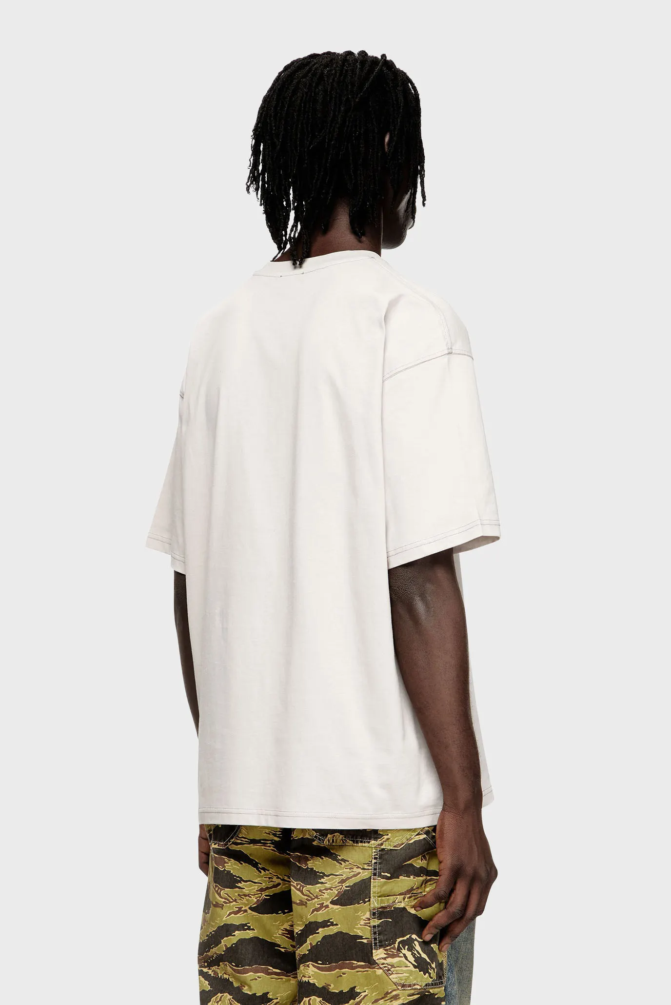 Чоловіча біла футболка T-BOXT-T25 3