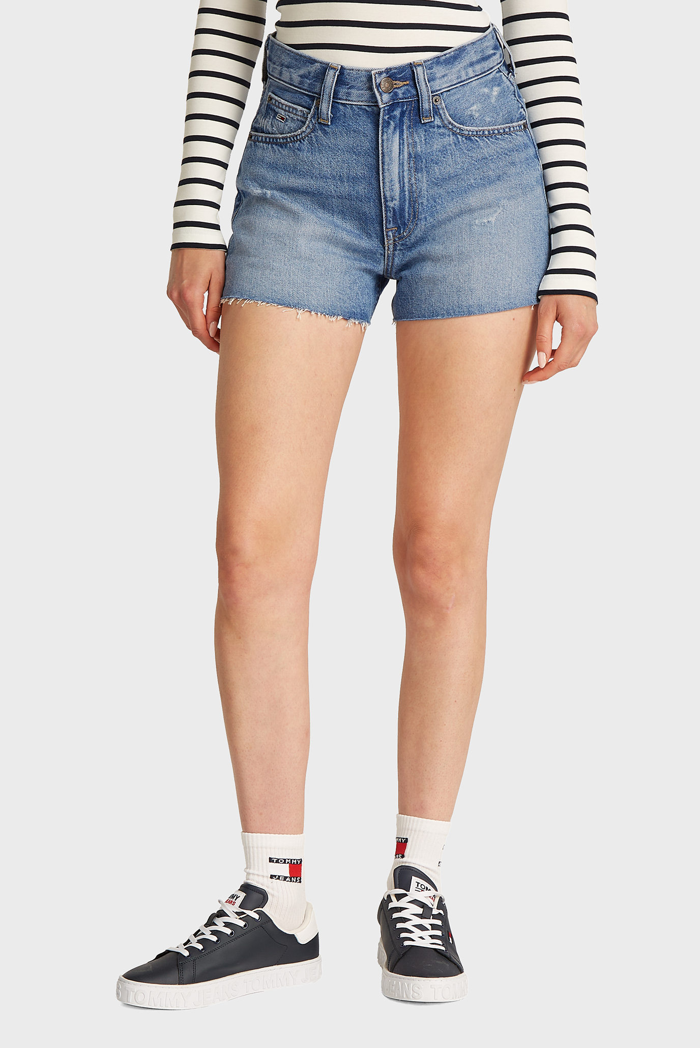 Женские синие джинсовые шорты HOT PANT BI8036 Синий 27 Tommy Jeans DW0DW20575 Женские синие джинсовые шорты HOT PANT BI8036 Синий 27 Tommy Jeans DW0DW20575