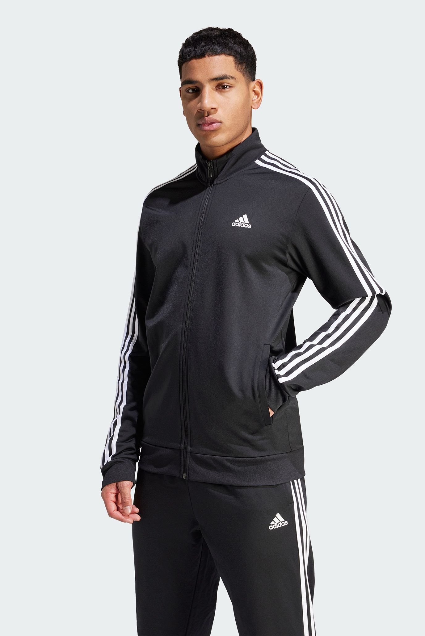 Мужская черная спортивная кофта Essentials Warm-Up 3-Stripes 1