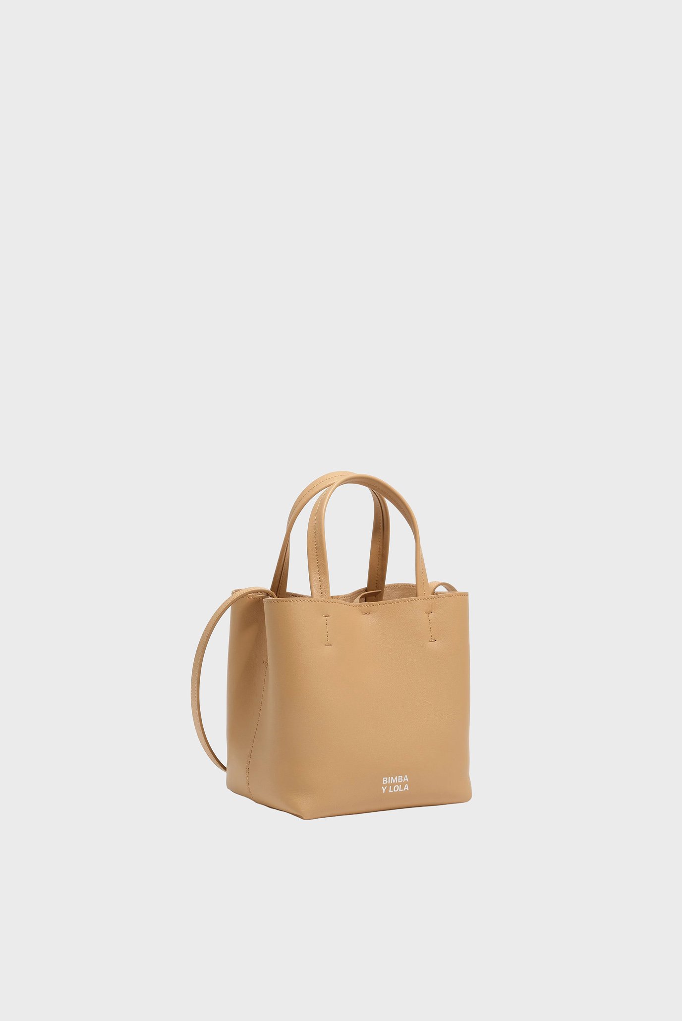 Женская бежевая кожаная сумка Бежевый ONESIZE Bimba Y Lola 252BBAJ5L.10627 Женская бежевая кожаная сумка Бежевый ONESIZE Bimba Y Lola 252BBAJ5L.10627