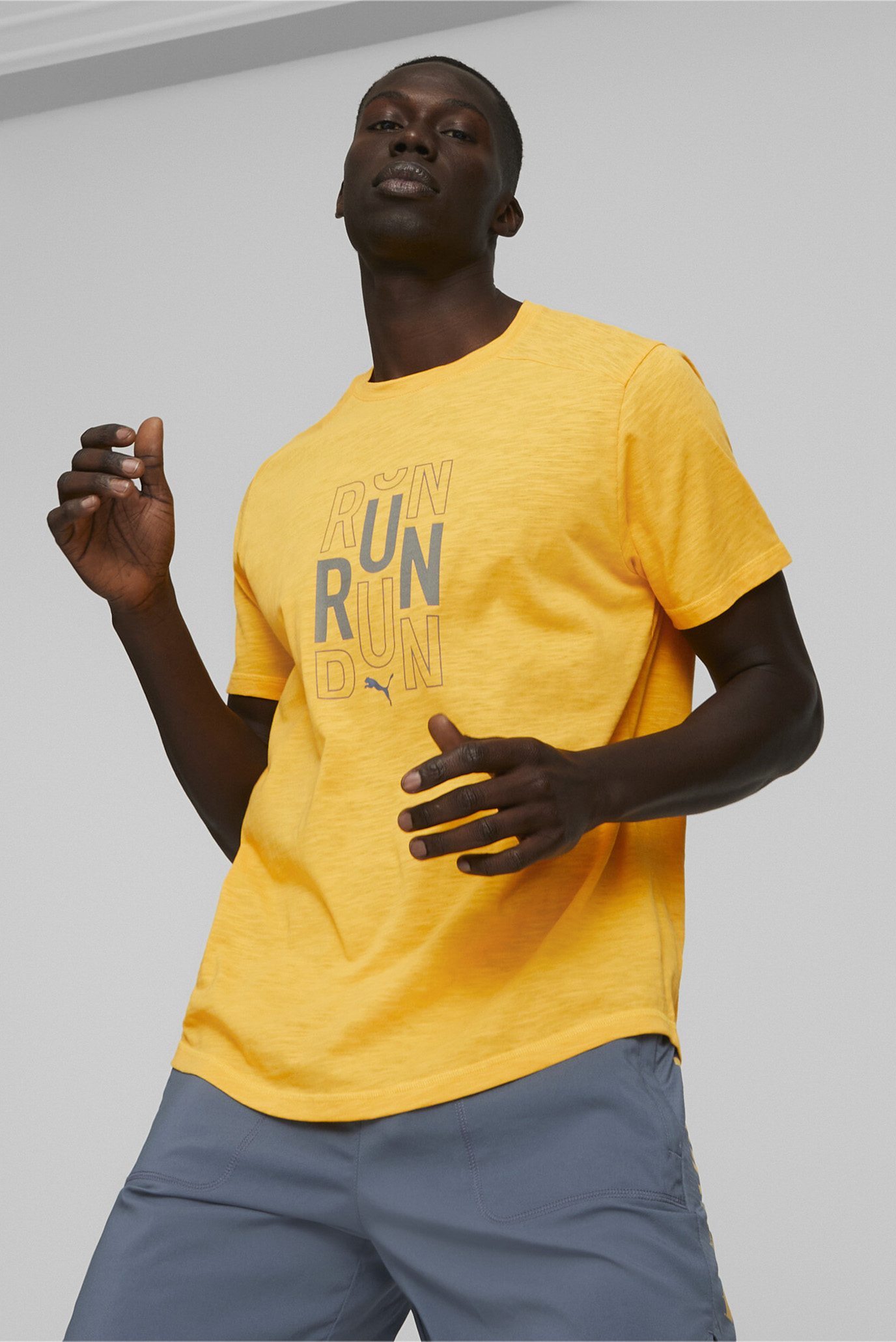 Мужская желтая футболка Performance Logo Short Sleeve Running Tee Men 1