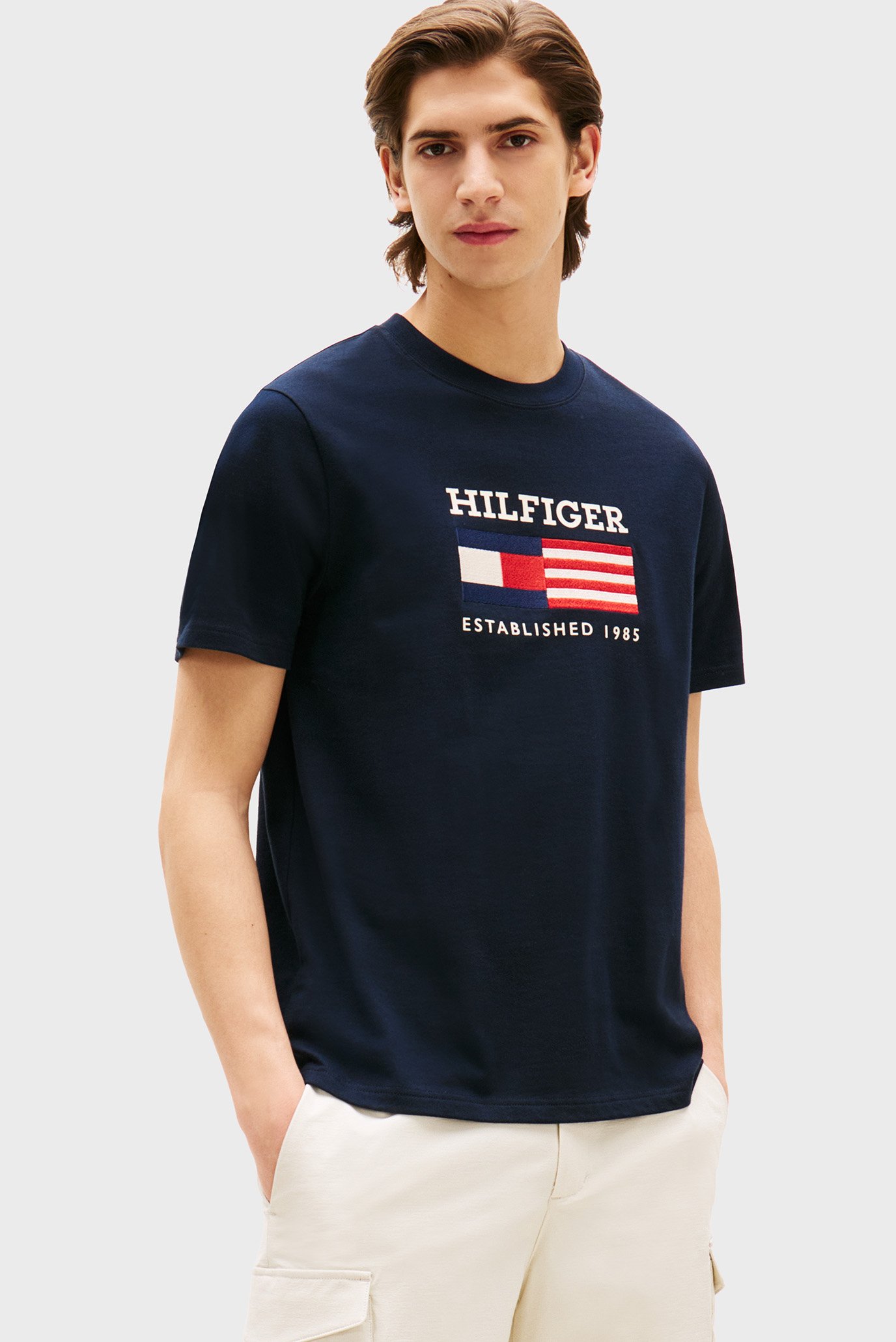 Мужская темно-синяя футболка AMERICANA MONOTYPE FLAG BOX Синий XXL Tommy Hilfiger MW0MW39843 Мужская темно-синяя футболка AMERICANA MONOTYPE FLAG BOX Синий XXL Tommy Hilfiger MW0MW39843