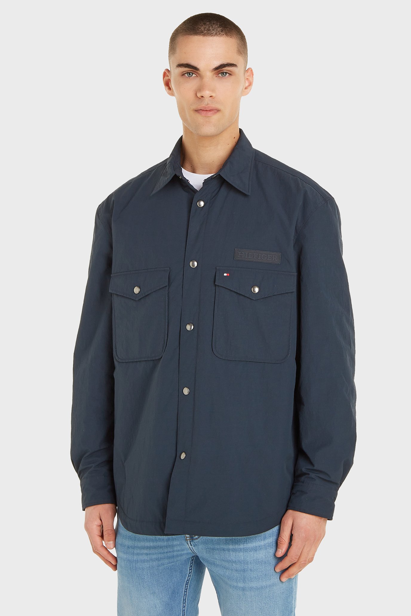 Мужская темно-синяя рубашка-пальто NYLON OVERSHIRT Синий S Tommy Hilfiger MW0MW33766 Мужская темно-синяя рубашка-пальто NYLON OVERSHIRT Синий S Tommy Hilfiger MW0MW33766