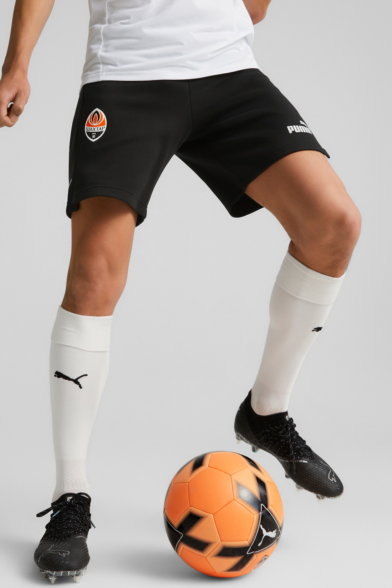 Мужские черные шорты FC Shakhtar Donetsk Football Casuals Shorts Men 1