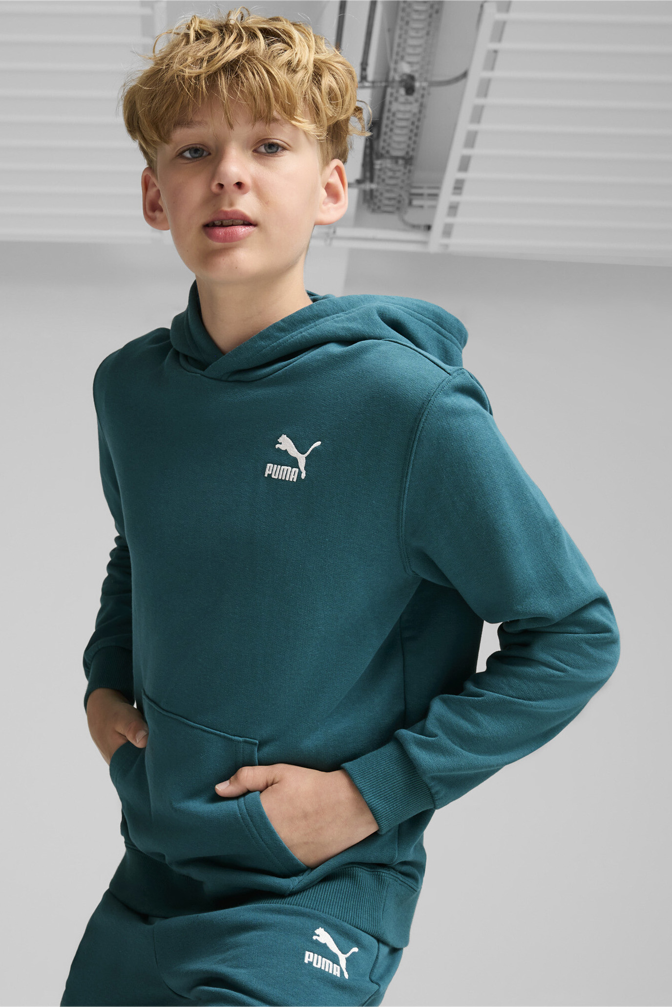 Детское зеленое худи Better Classics Youth Hoodie 1