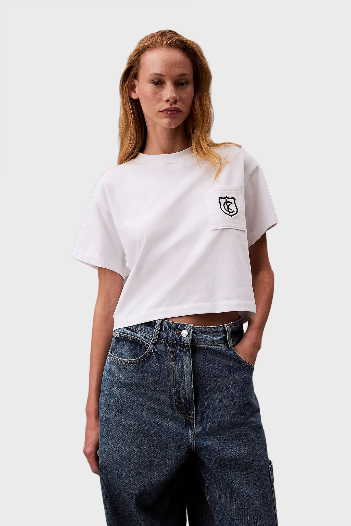 Женская белая футболка BOXY CK CREST CROP POCKET Белый S Calvin Klein Jeans LV047B847G Женская белая футболка BOXY CK CREST CROP POCKET Белый S Calvin Klein Jeans LV047B847G