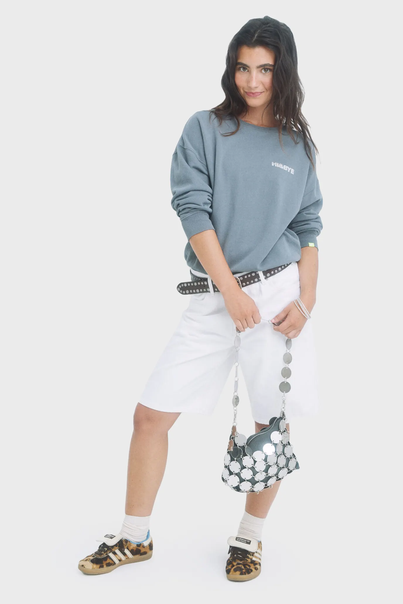 Женский серый свитшот 2